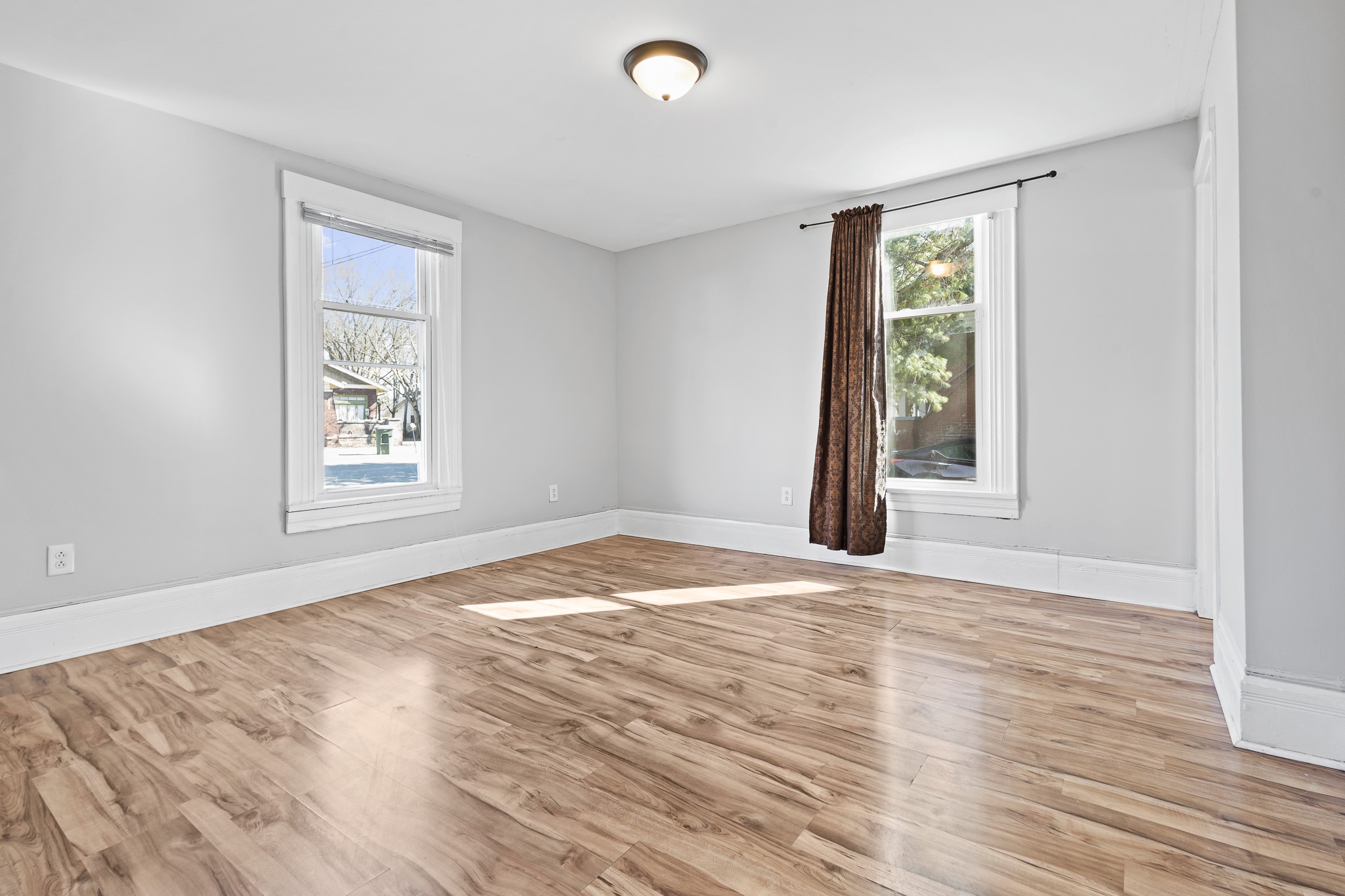 1309 Batts Blvd