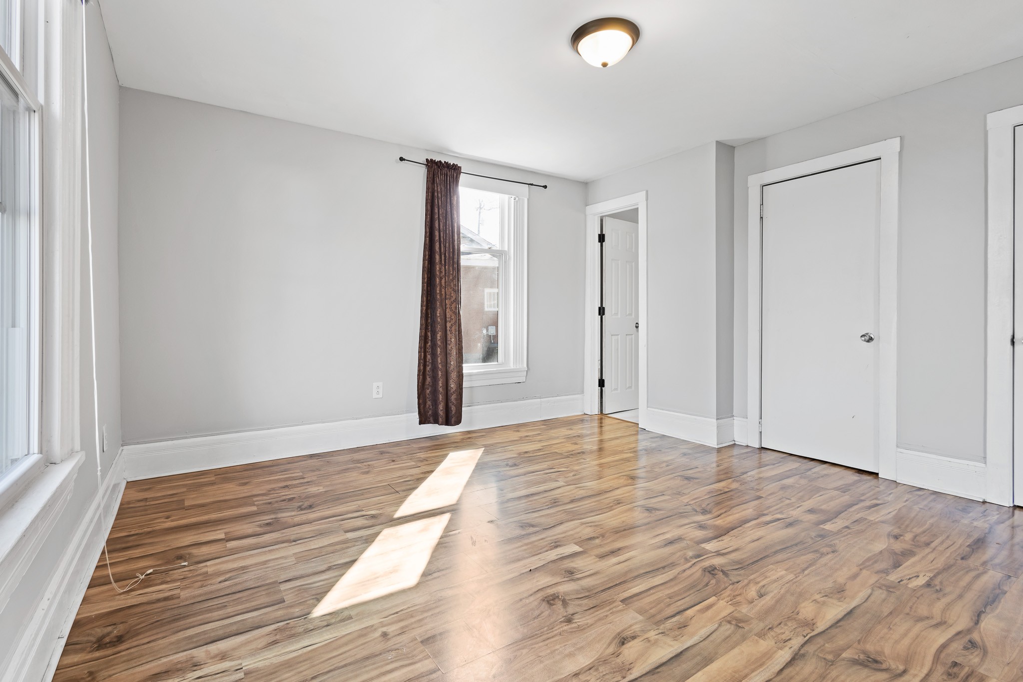 1309 Batts Blvd