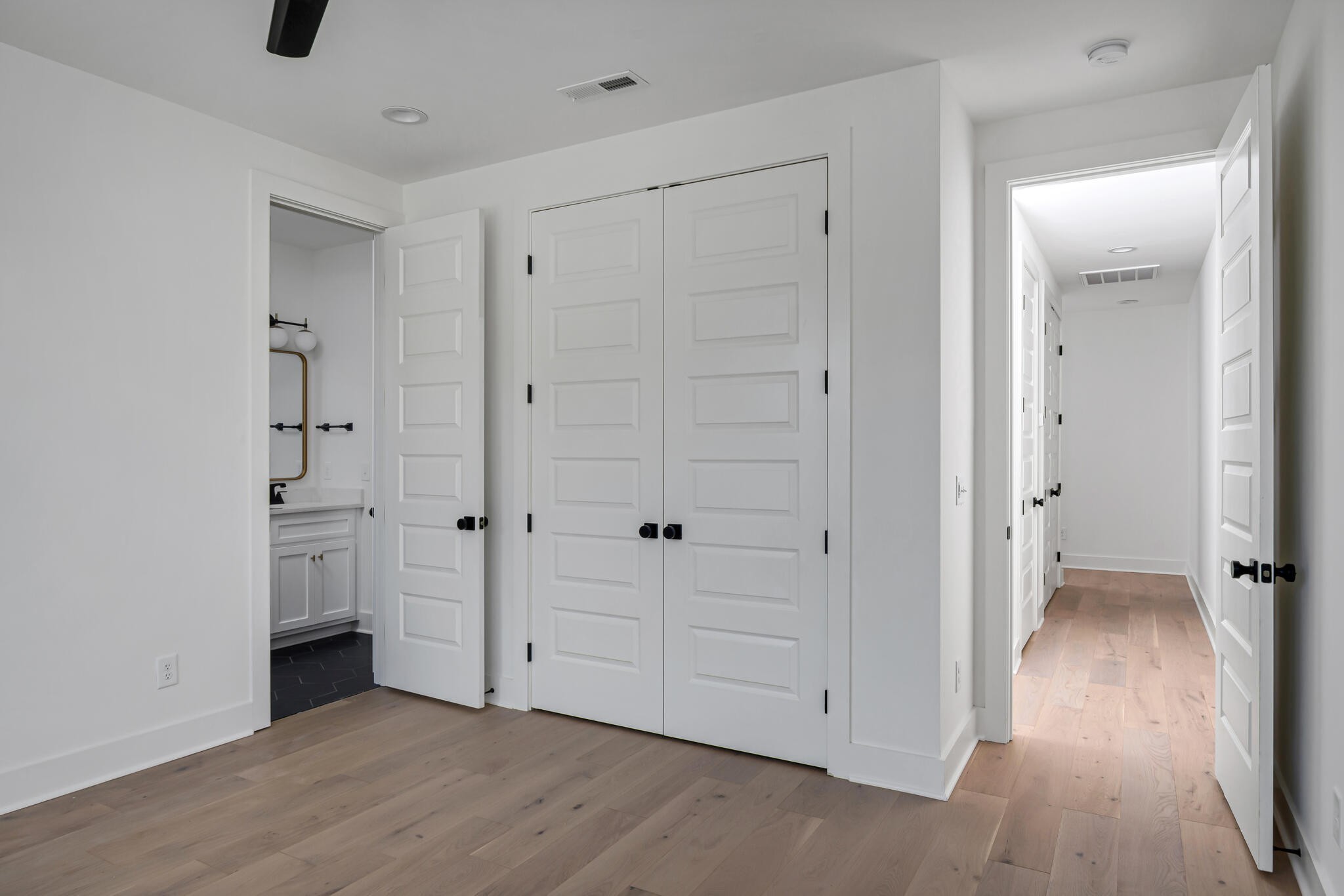 212A Jennings Ave Unit: A