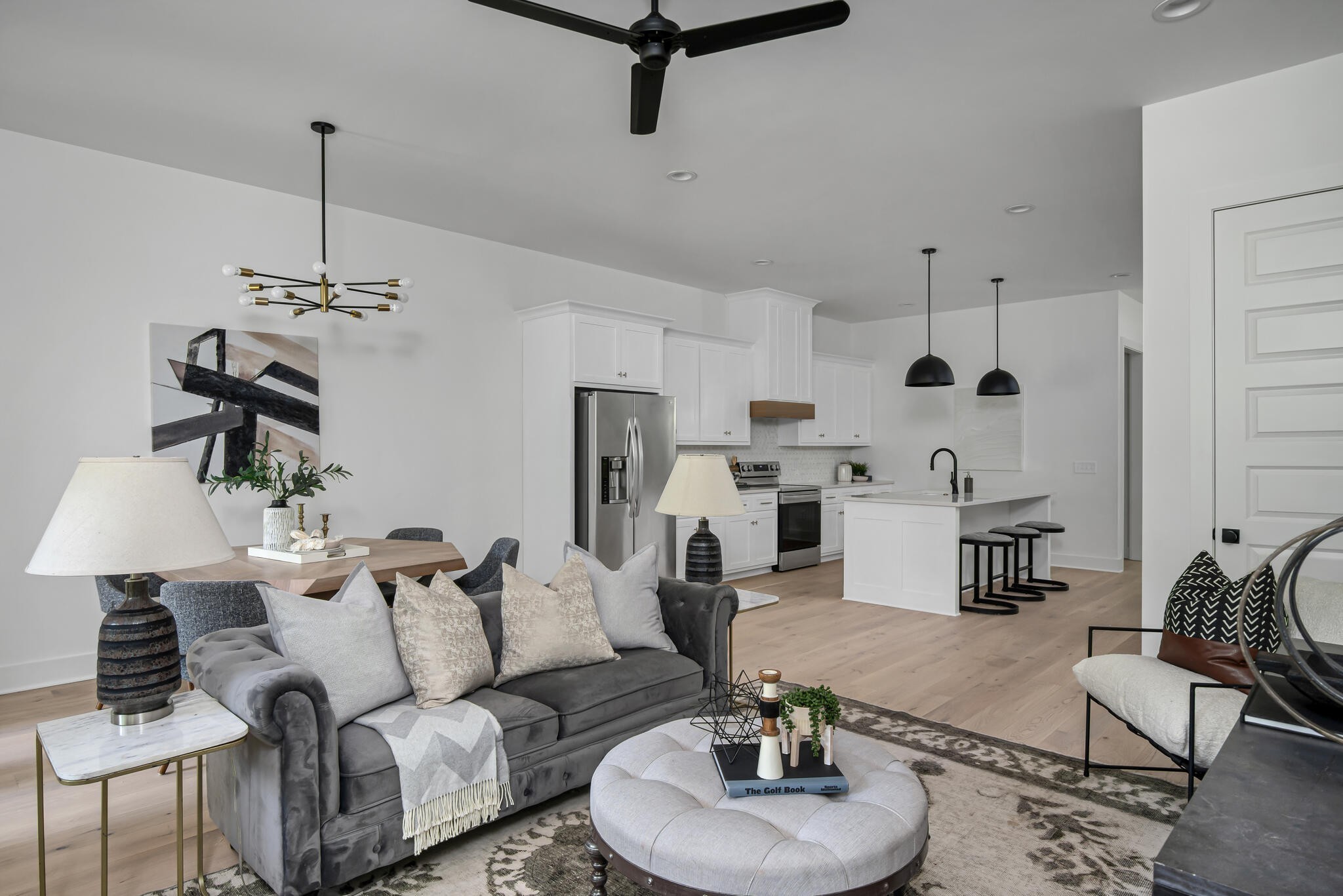 212A Jennings Ave Unit: A