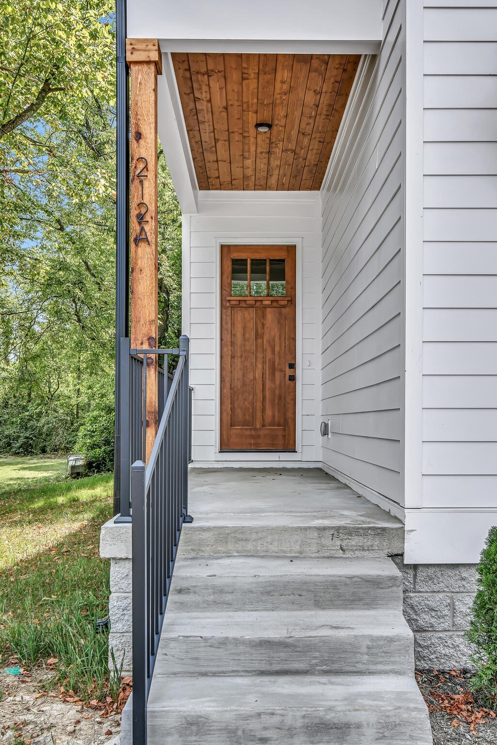 212A Jennings Ave Unit: A