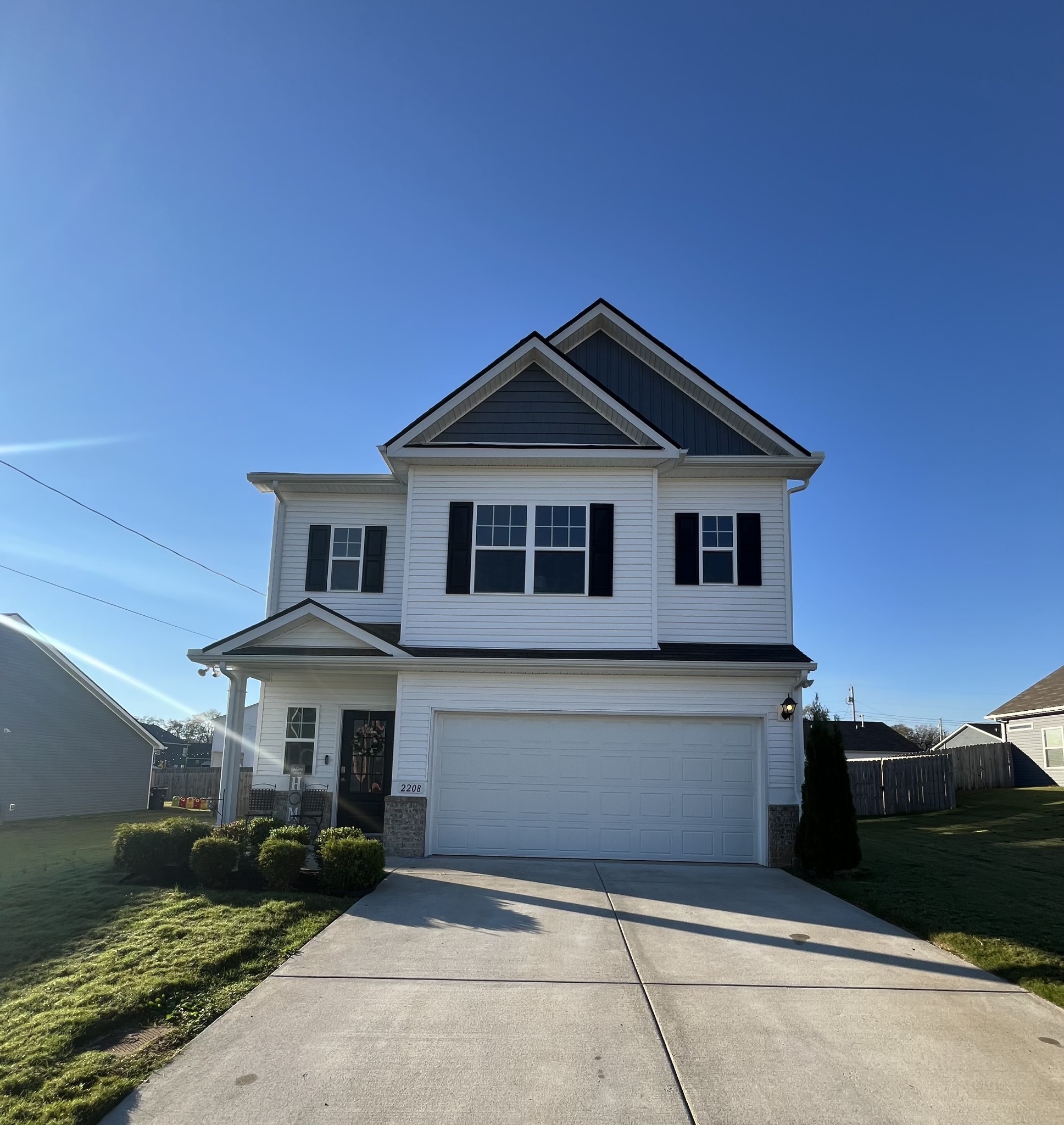 2208 Zeva Cir