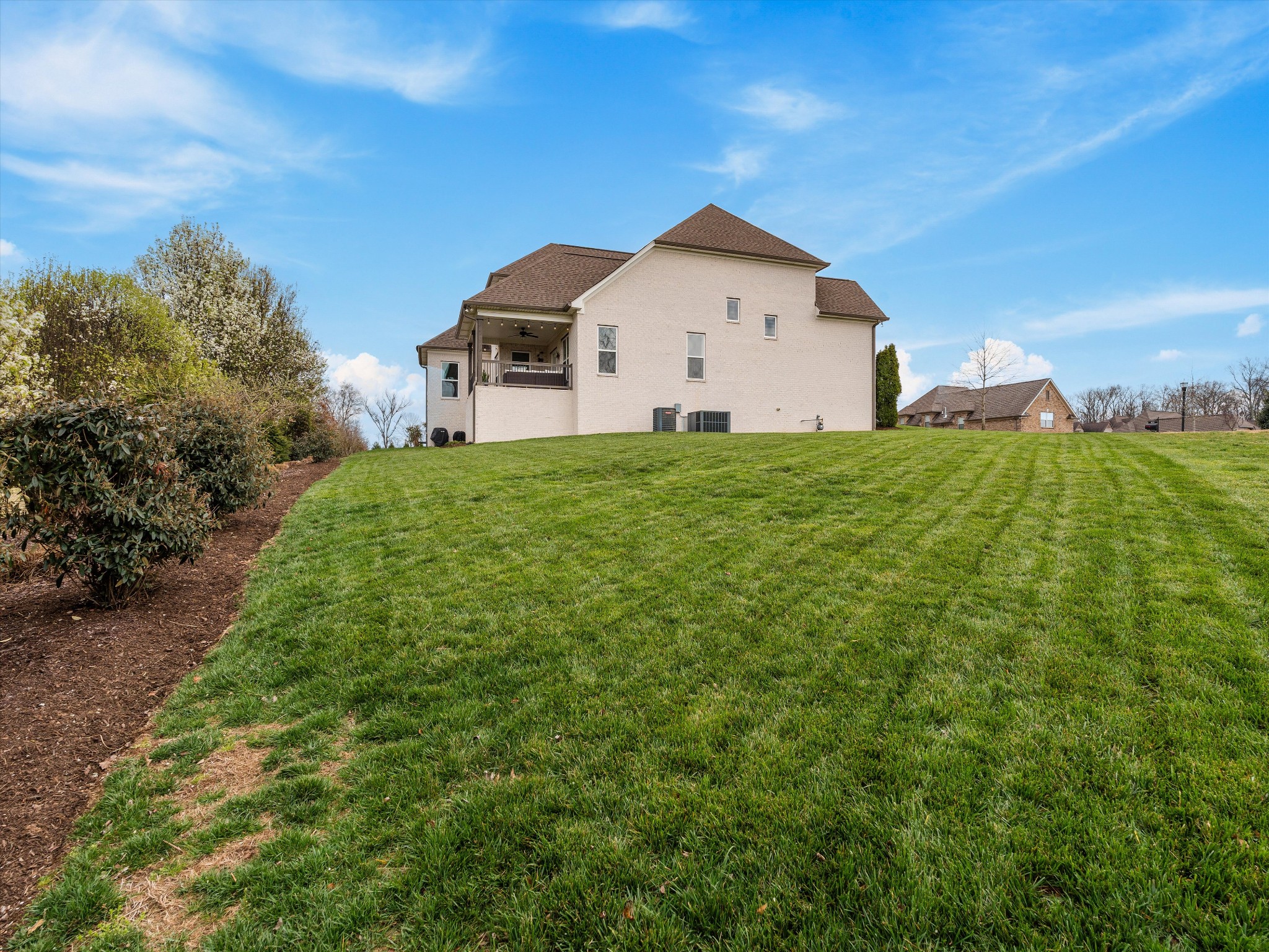 423 Whitley Way