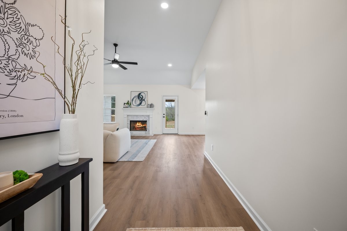 2304 Riverway Dr