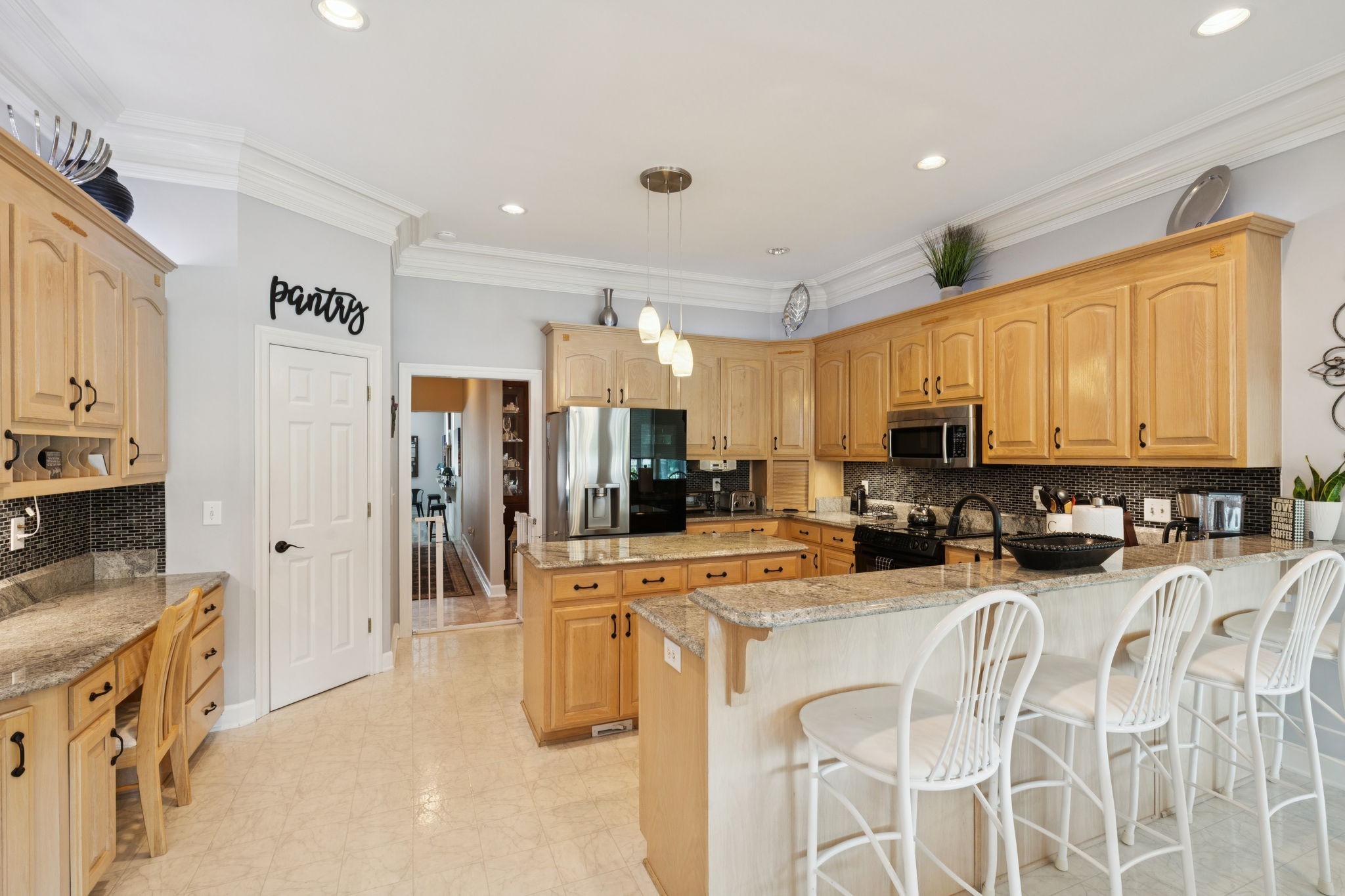 5932 Clarksville Pike