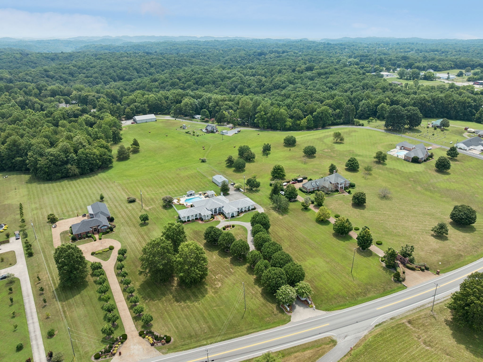 5932 Clarksville Pike