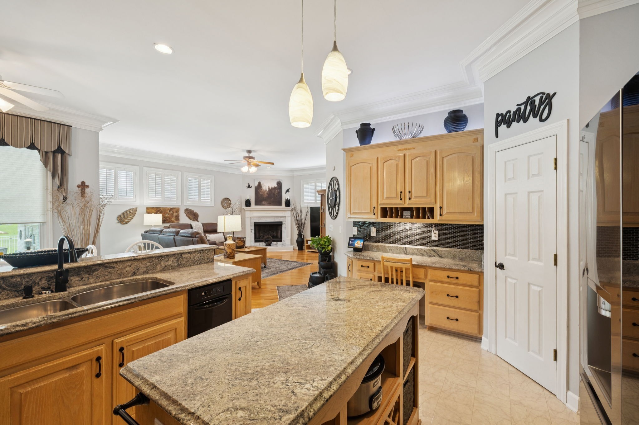 5932 Clarksville Pike
