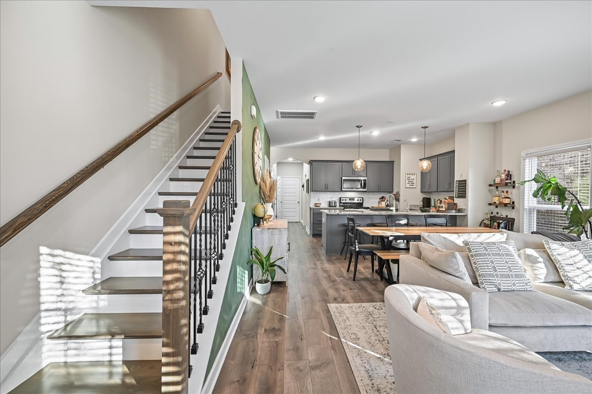 342 Lakeside Park Dr Unit: A