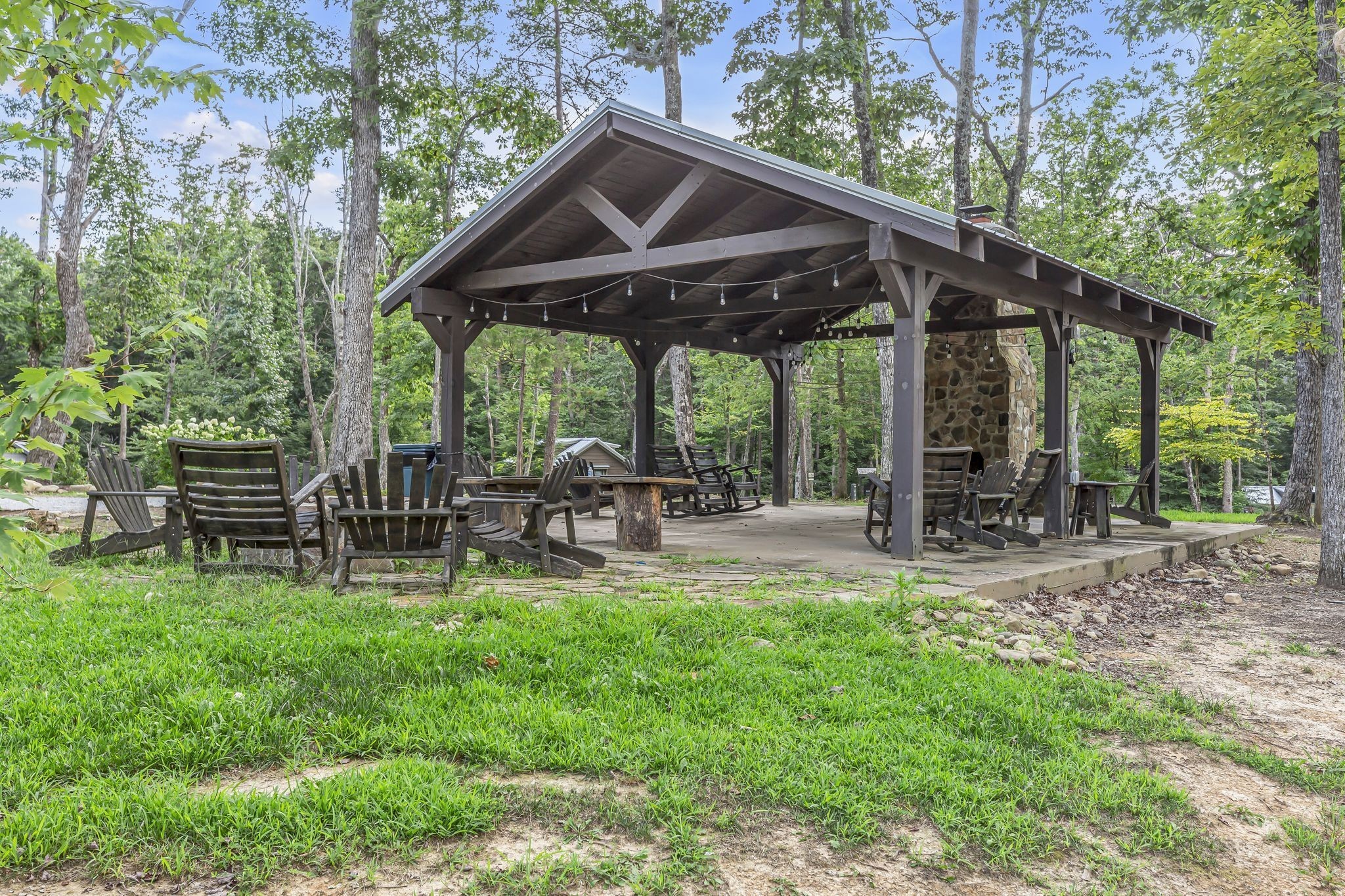 238 Mountain Laurel