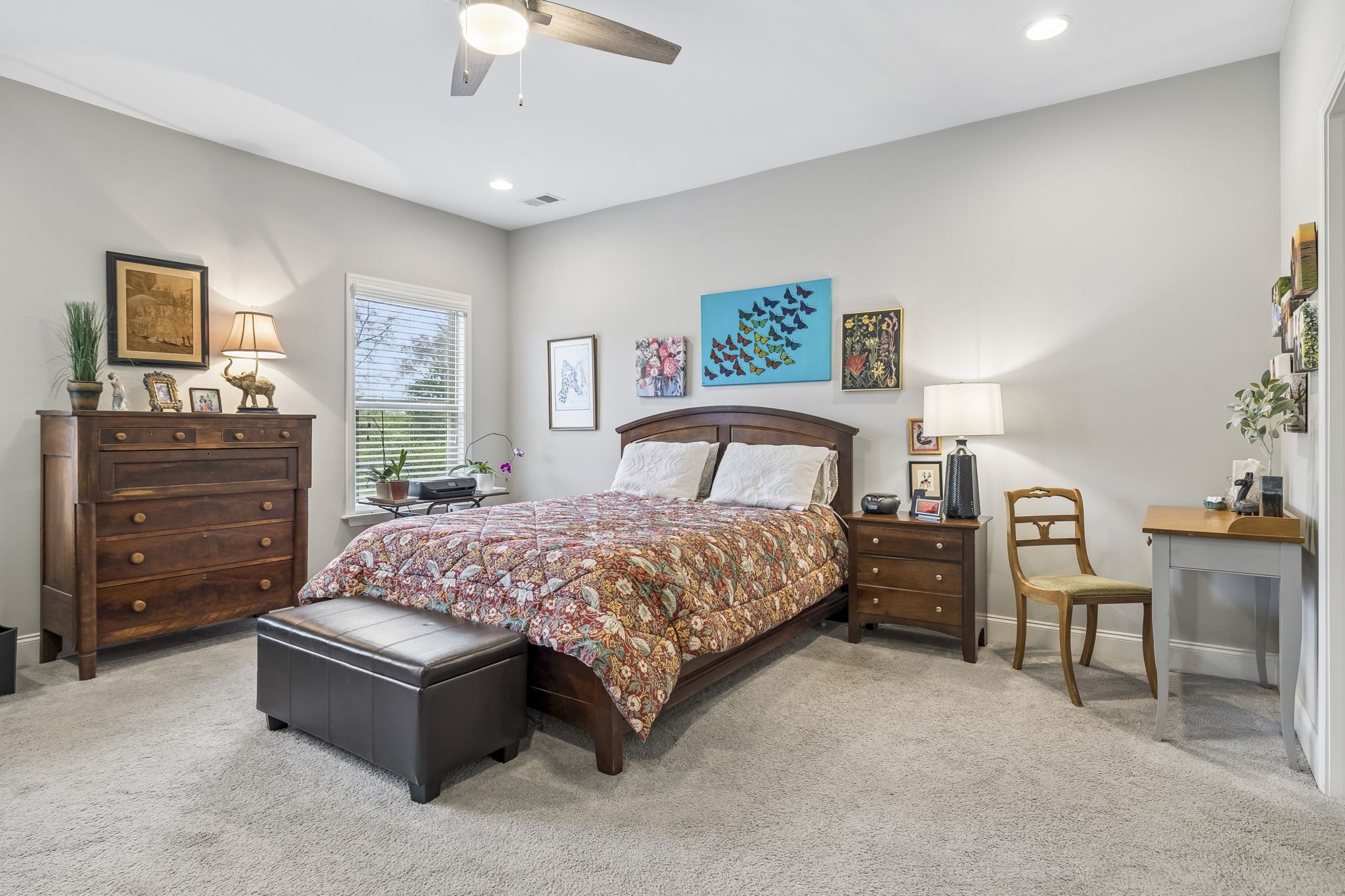 1442 Woodside Dr