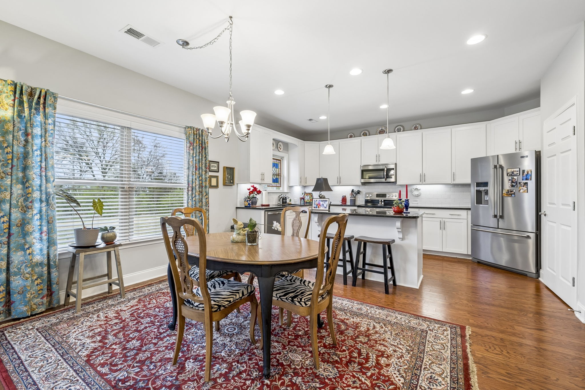 1442 Woodside Dr