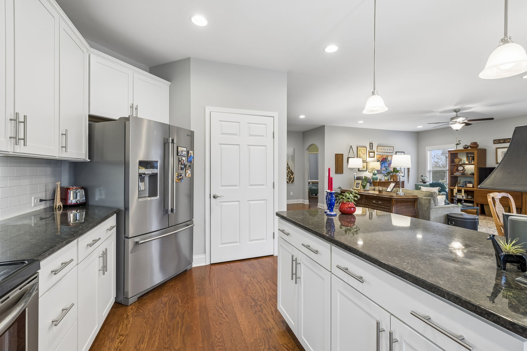 1442 Woodside Dr