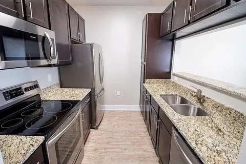 232 Signature Pl