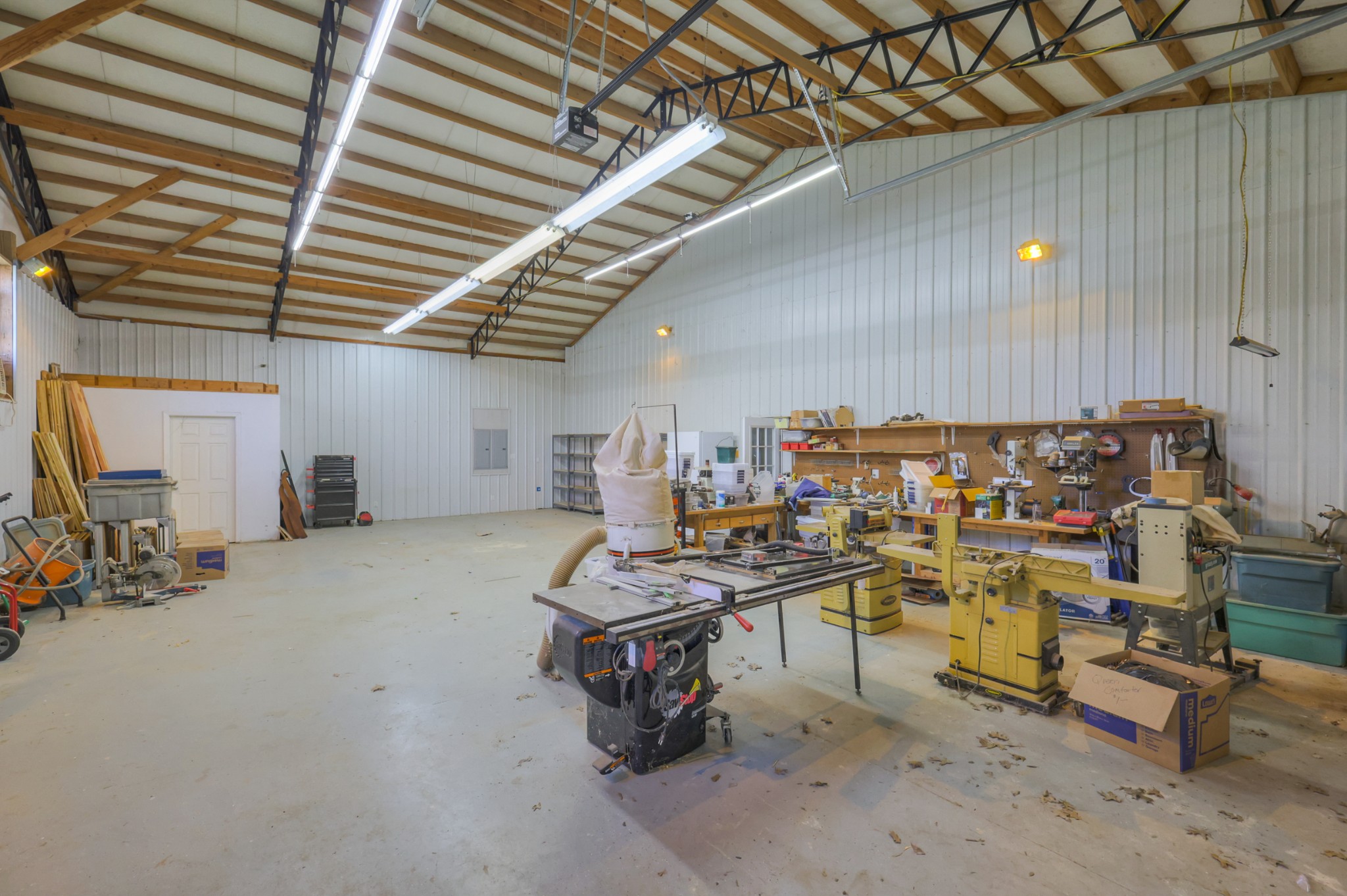 2082 Canoe Branch Rd