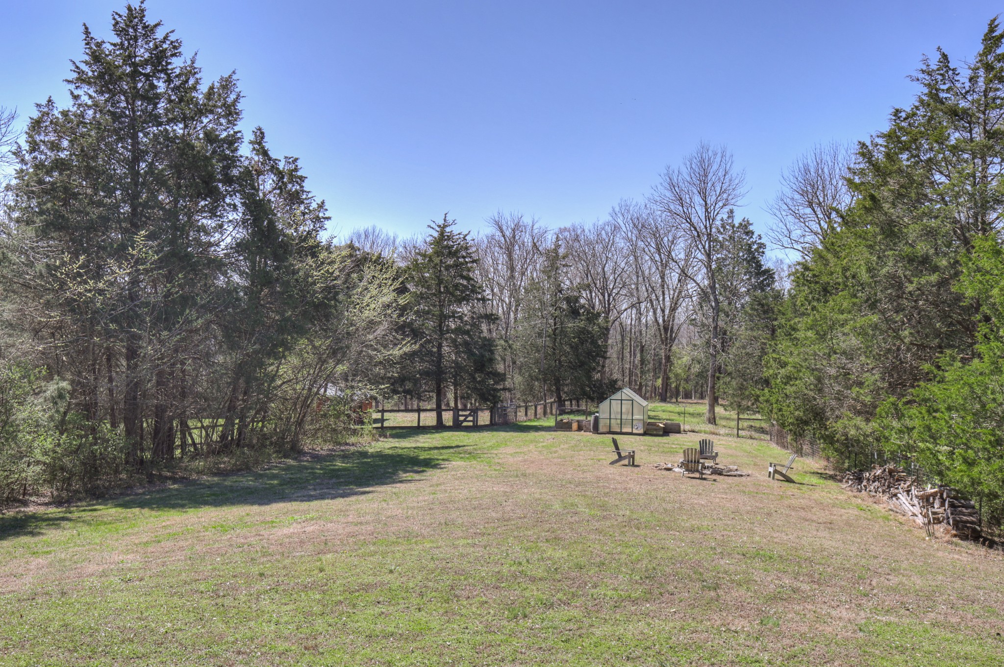 2082 Canoe Branch Rd