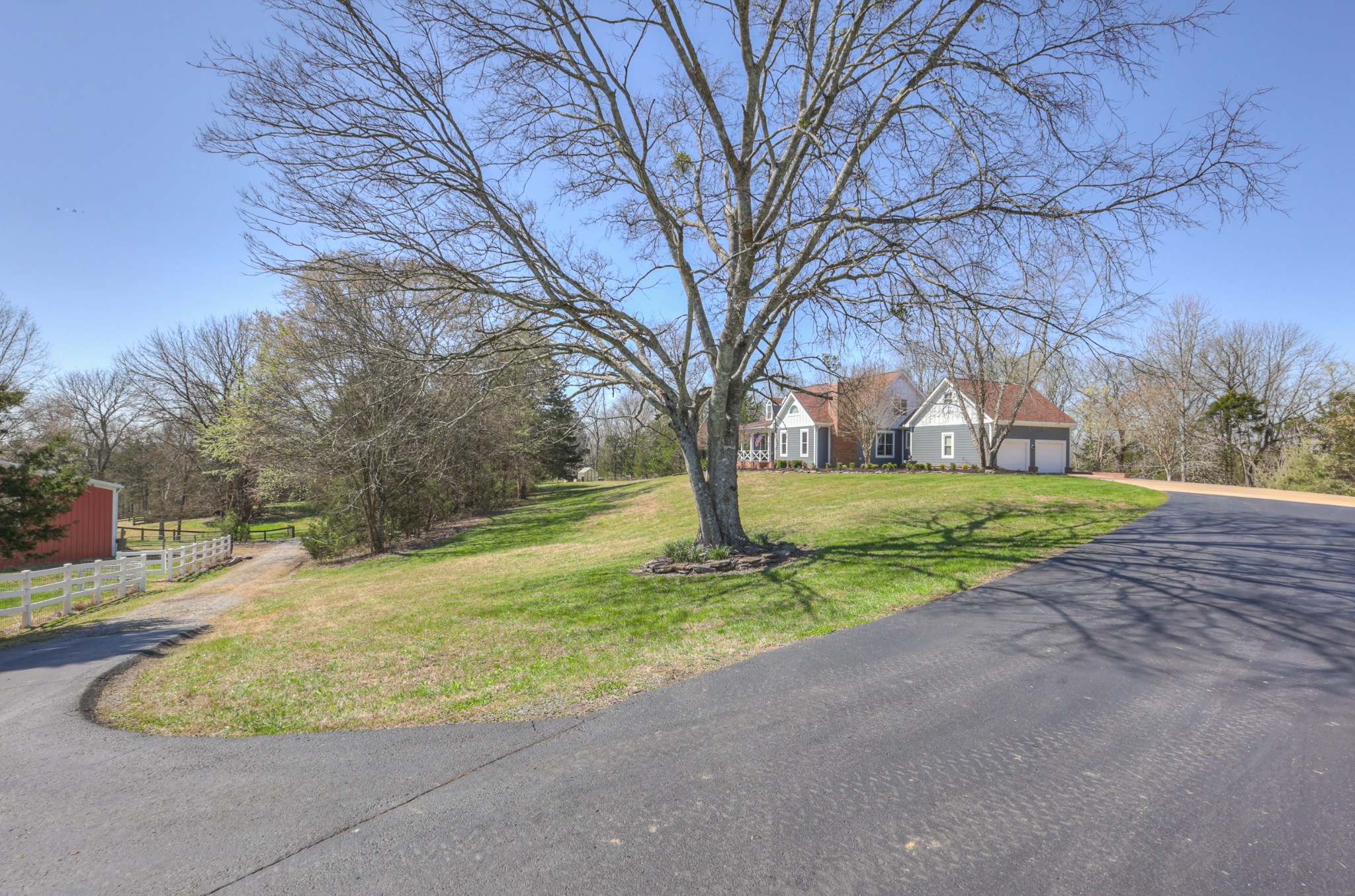 2082 Canoe Branch Rd