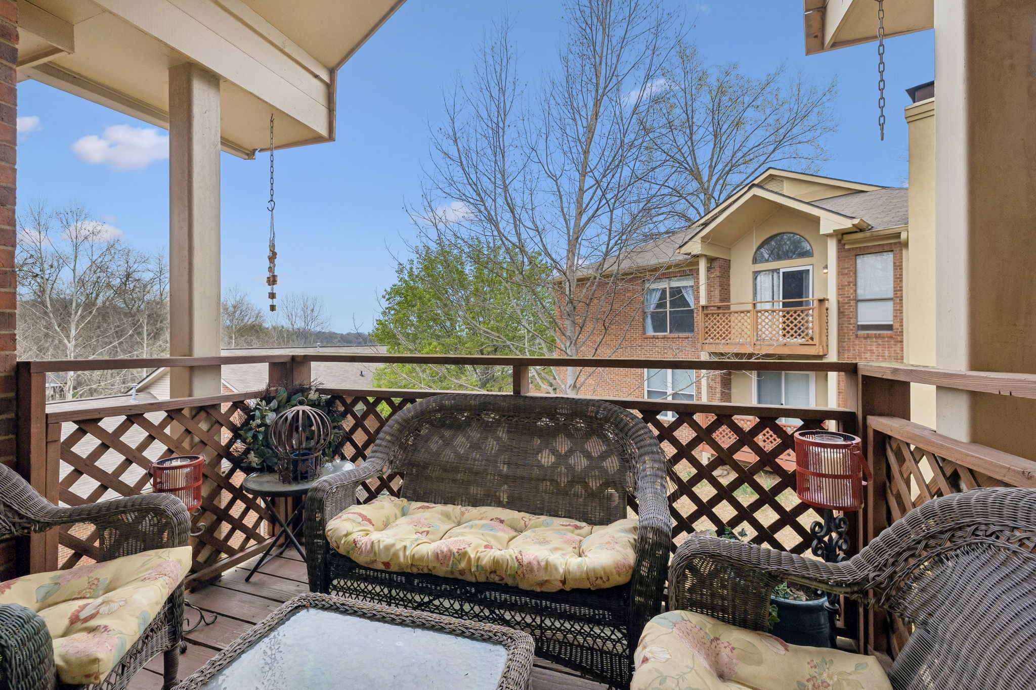 213 Riverstone Ct