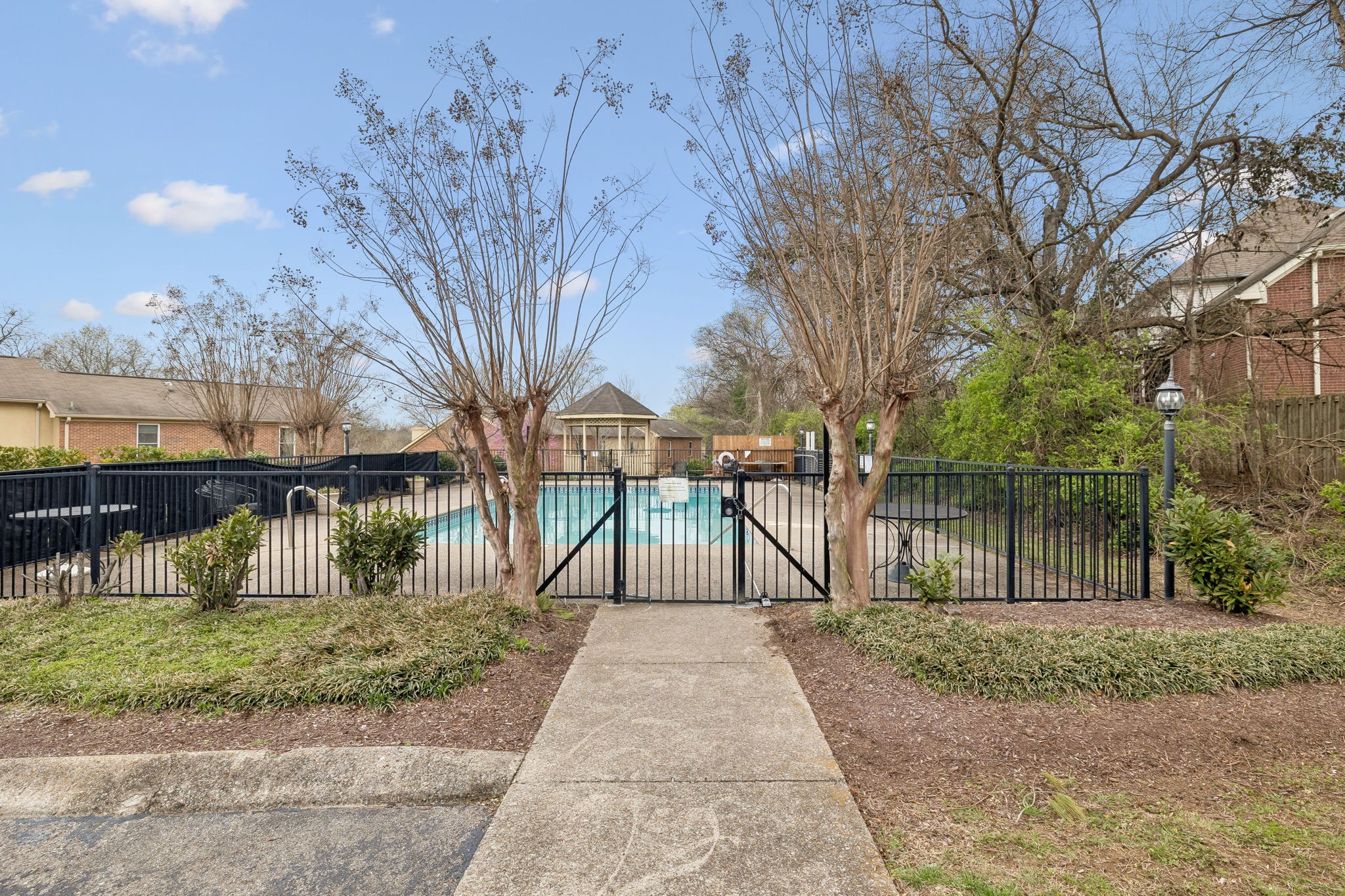 213 Riverstone Ct