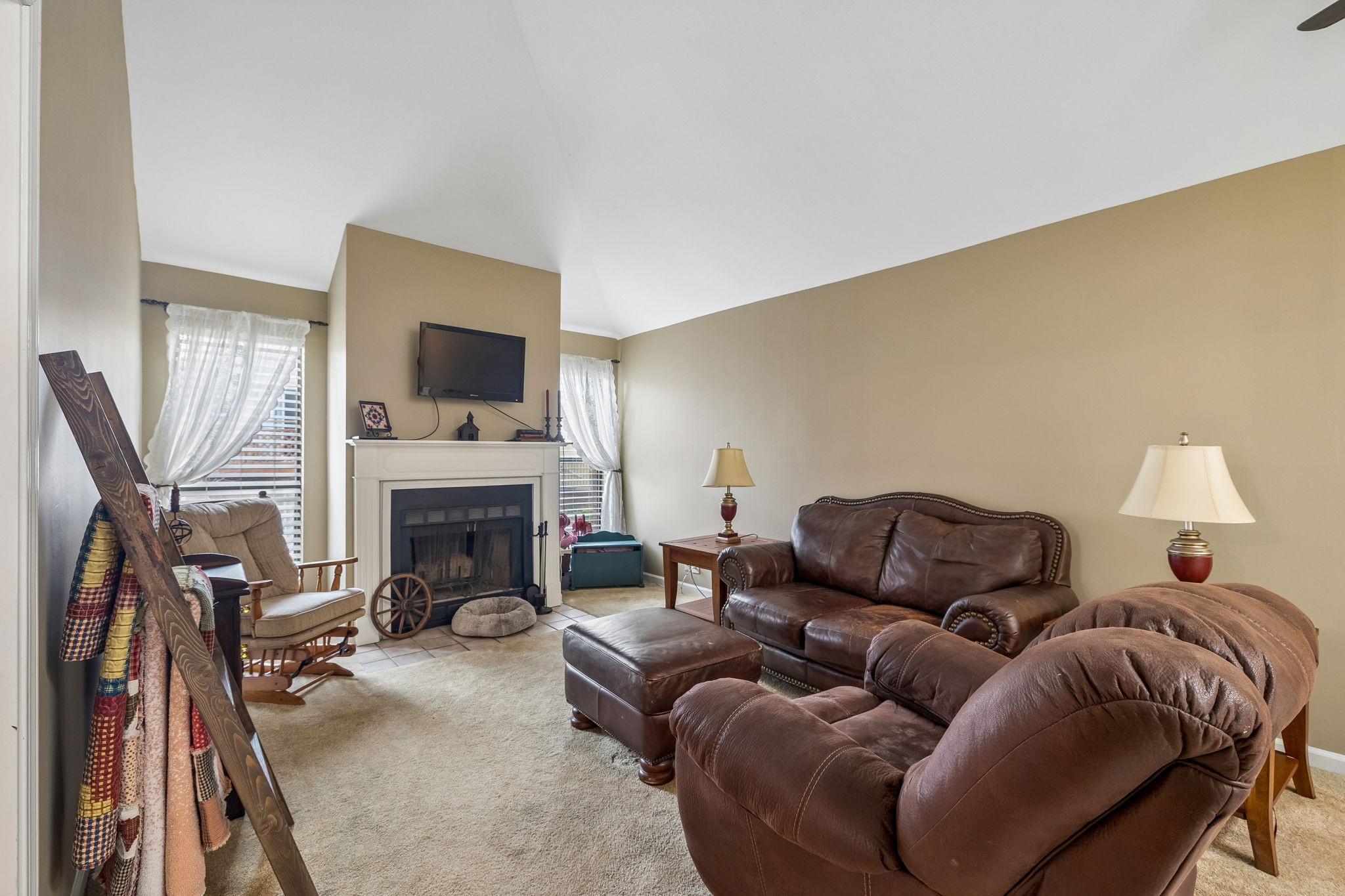 213 Riverstone Ct