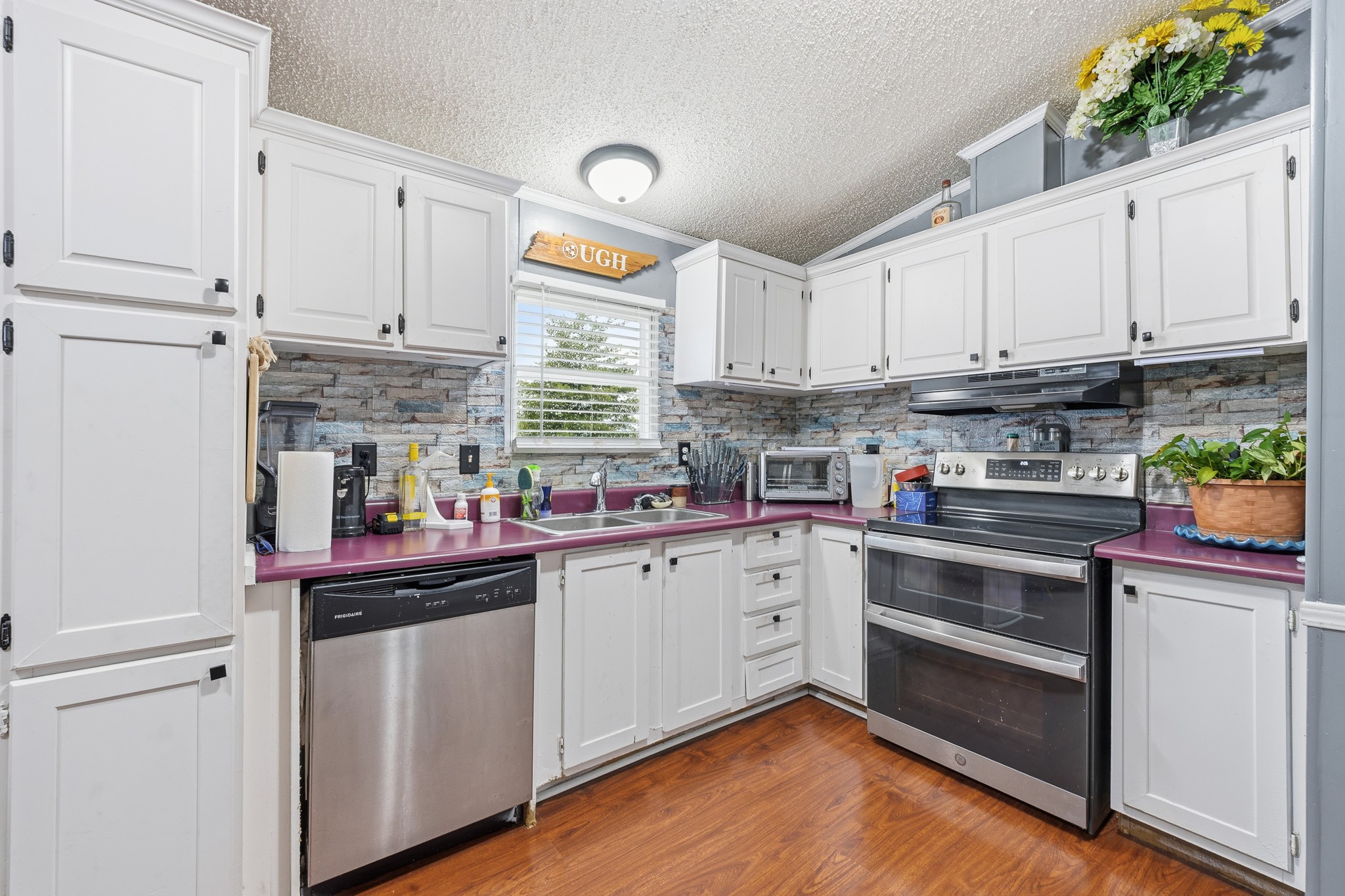 118 Shawn Dr