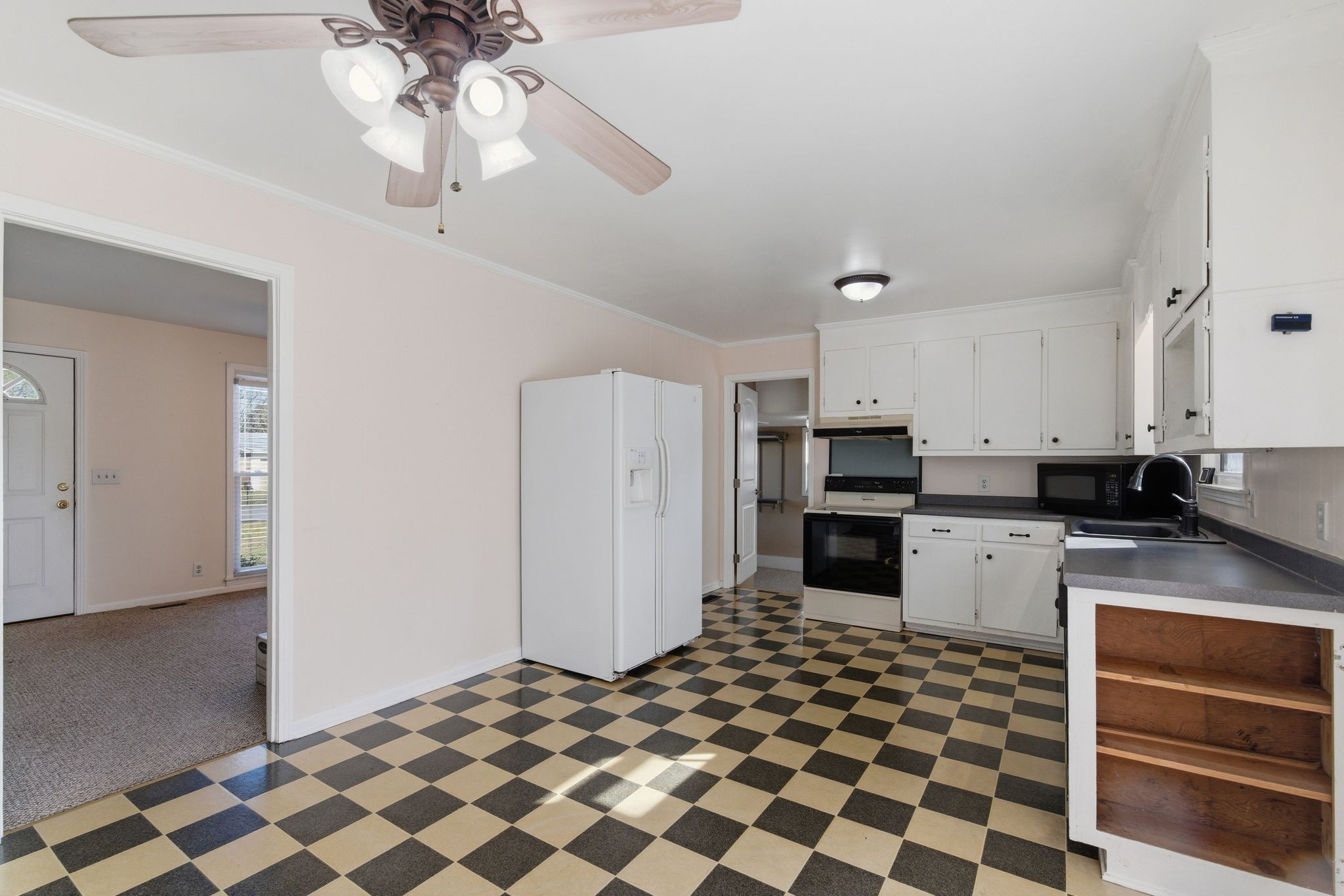 523 Terry Ln