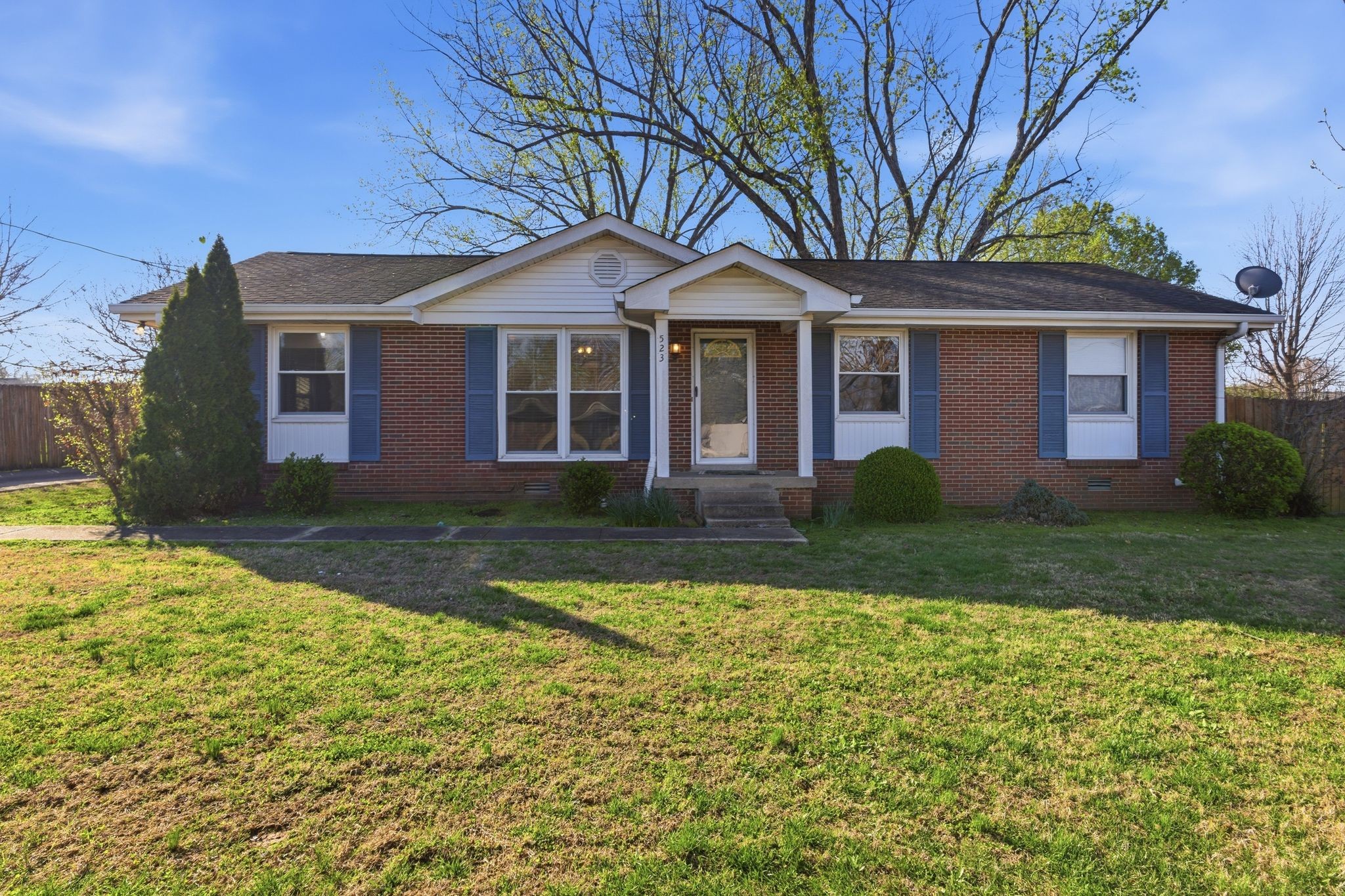 523 Terry Ln