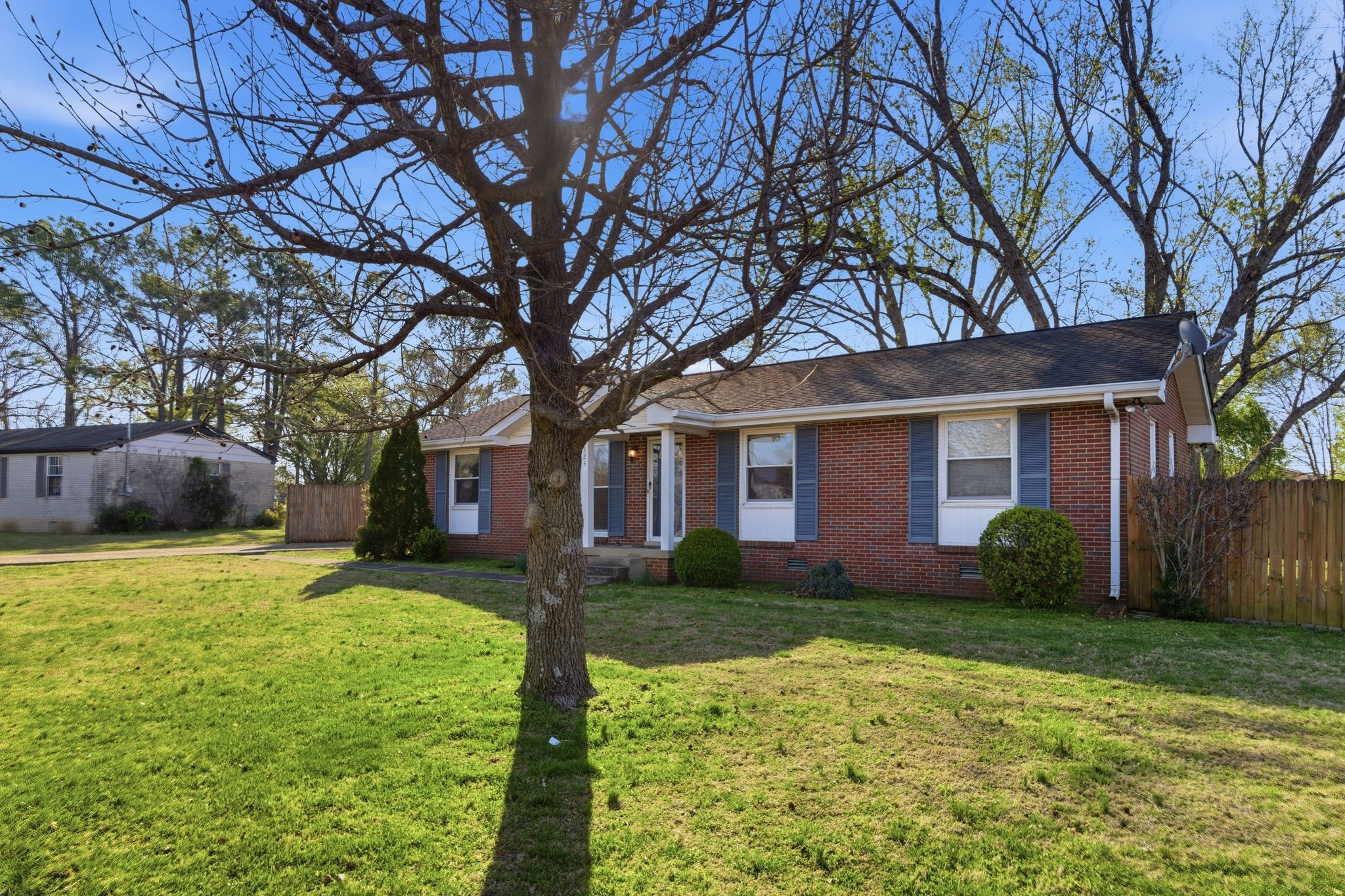 523 Terry Ln