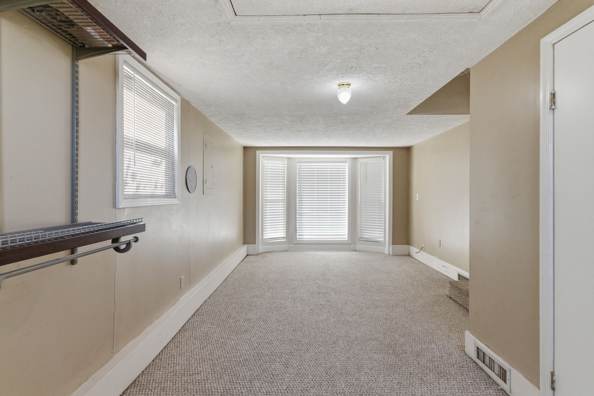 523 Terry Ln
