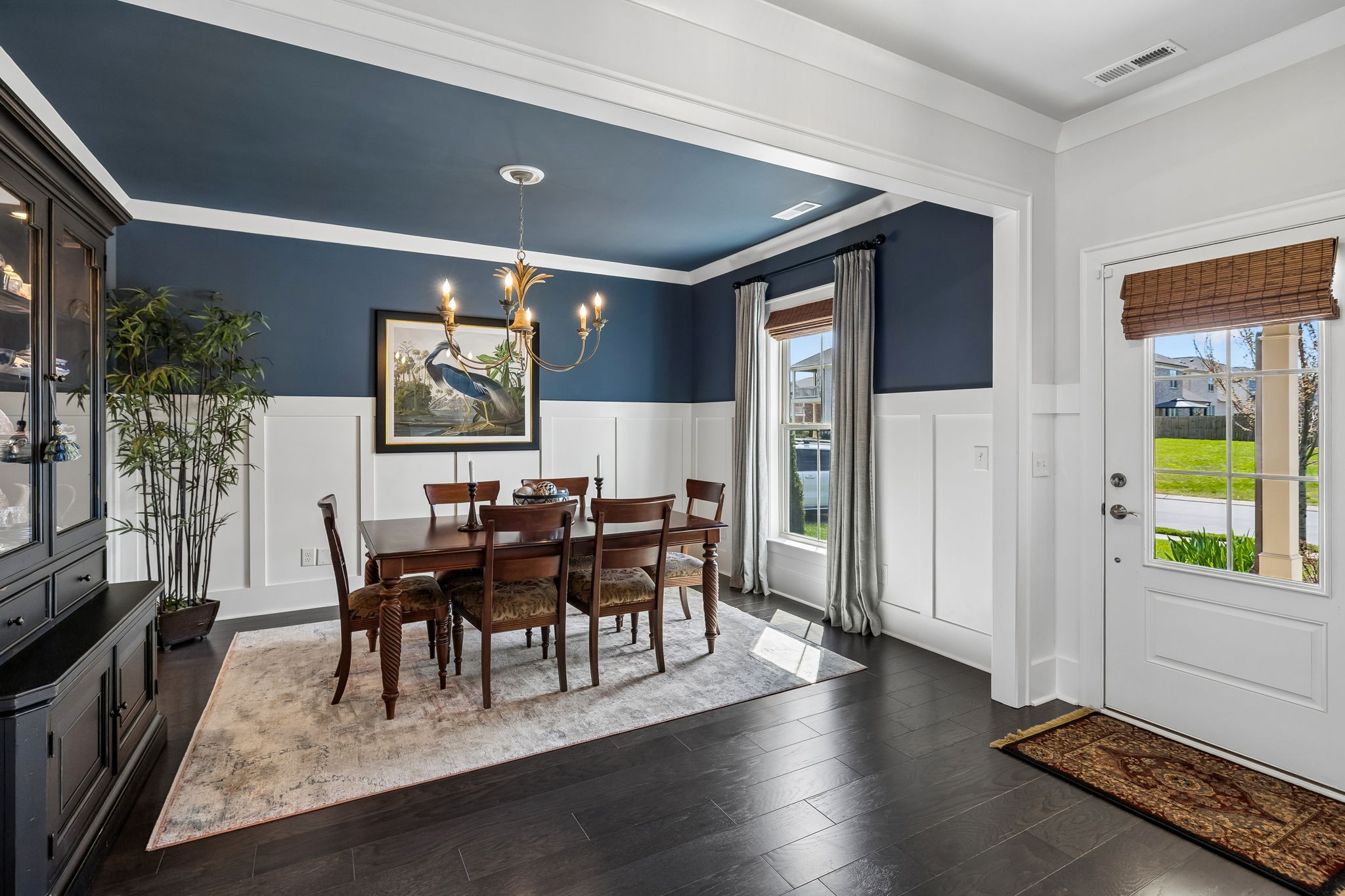 541 Weymouth Ln