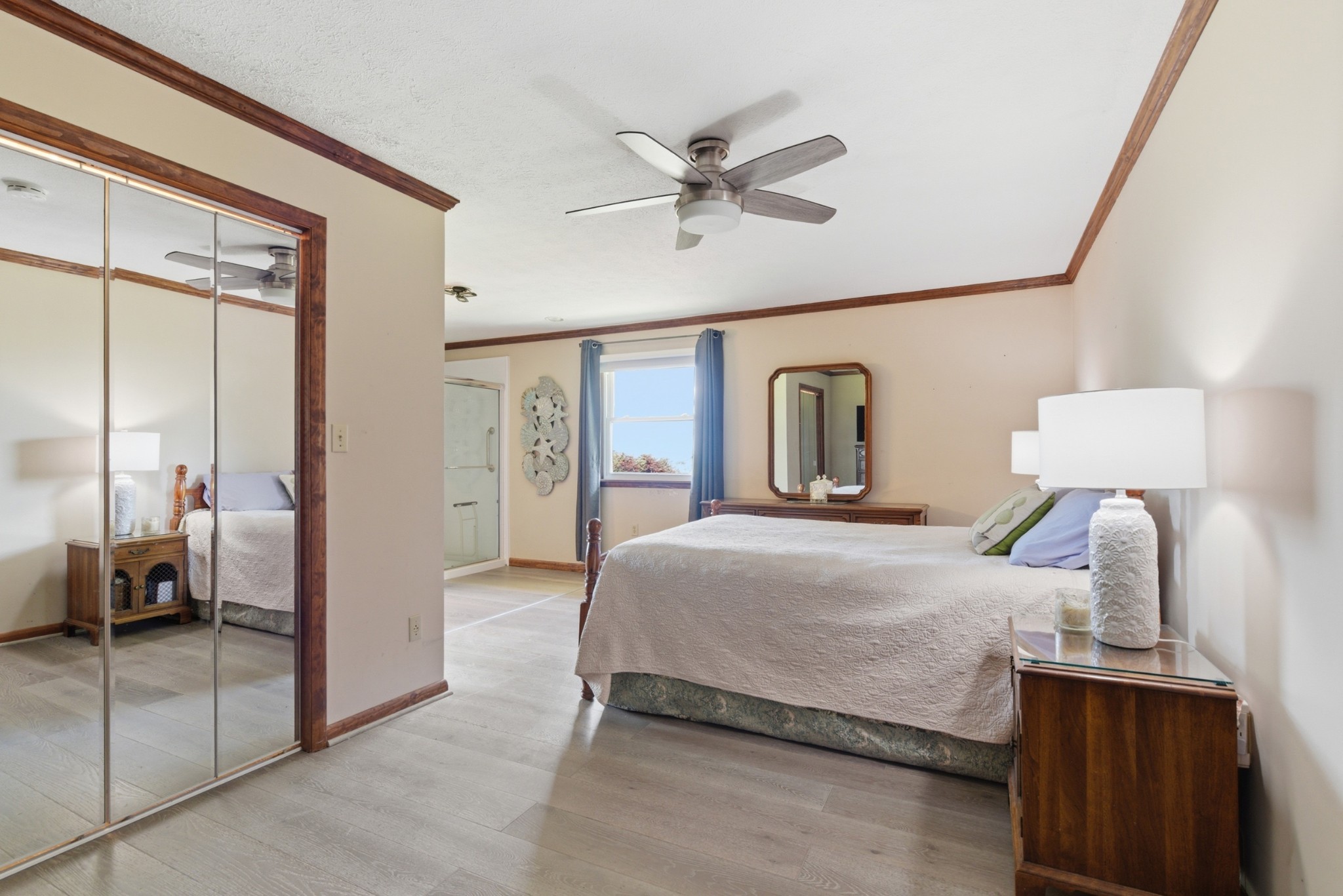 5843 Highway 41, N