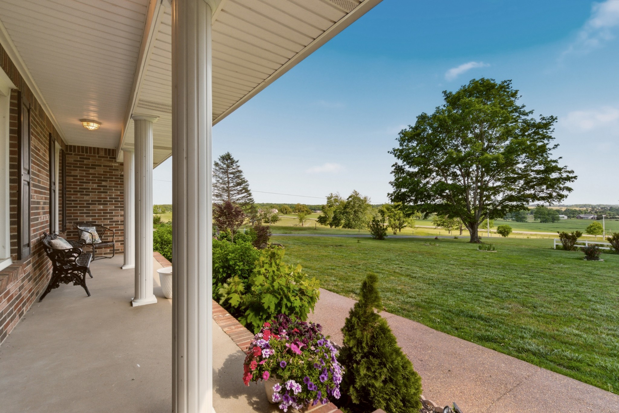 5843 Highway 41, N