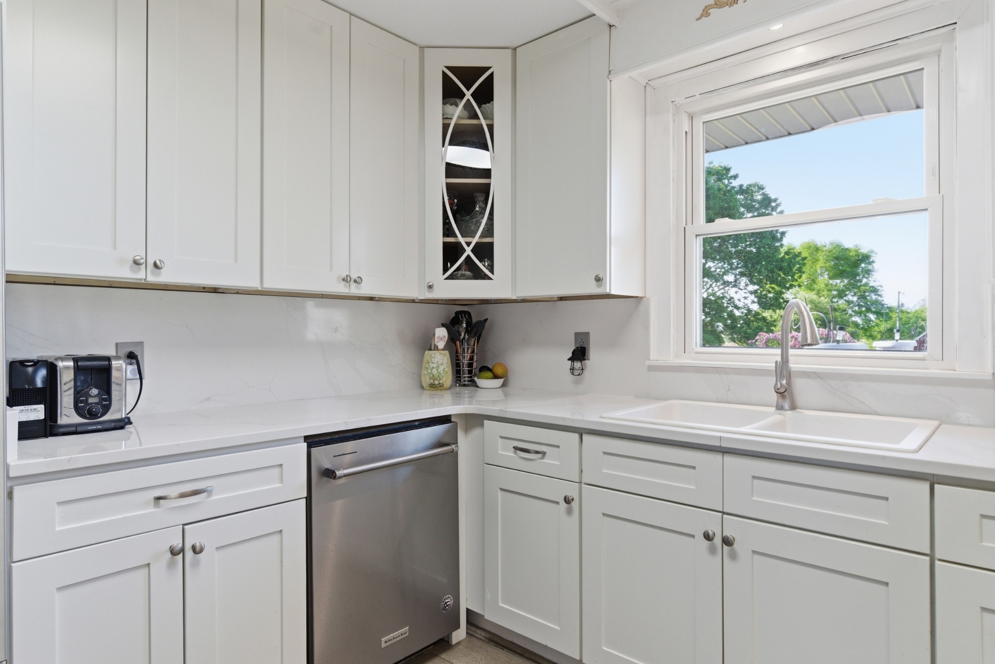5843 Highway 41, N