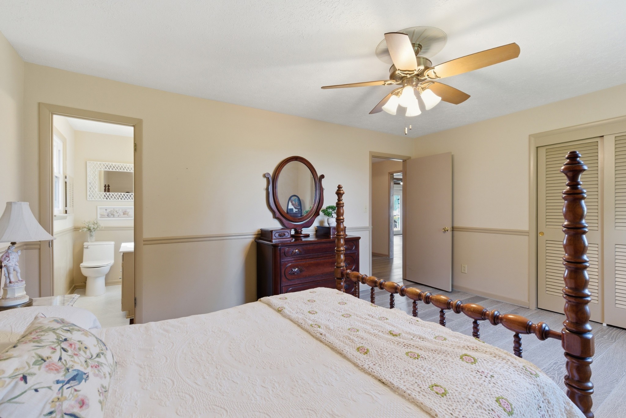 5843 Highway 41, N