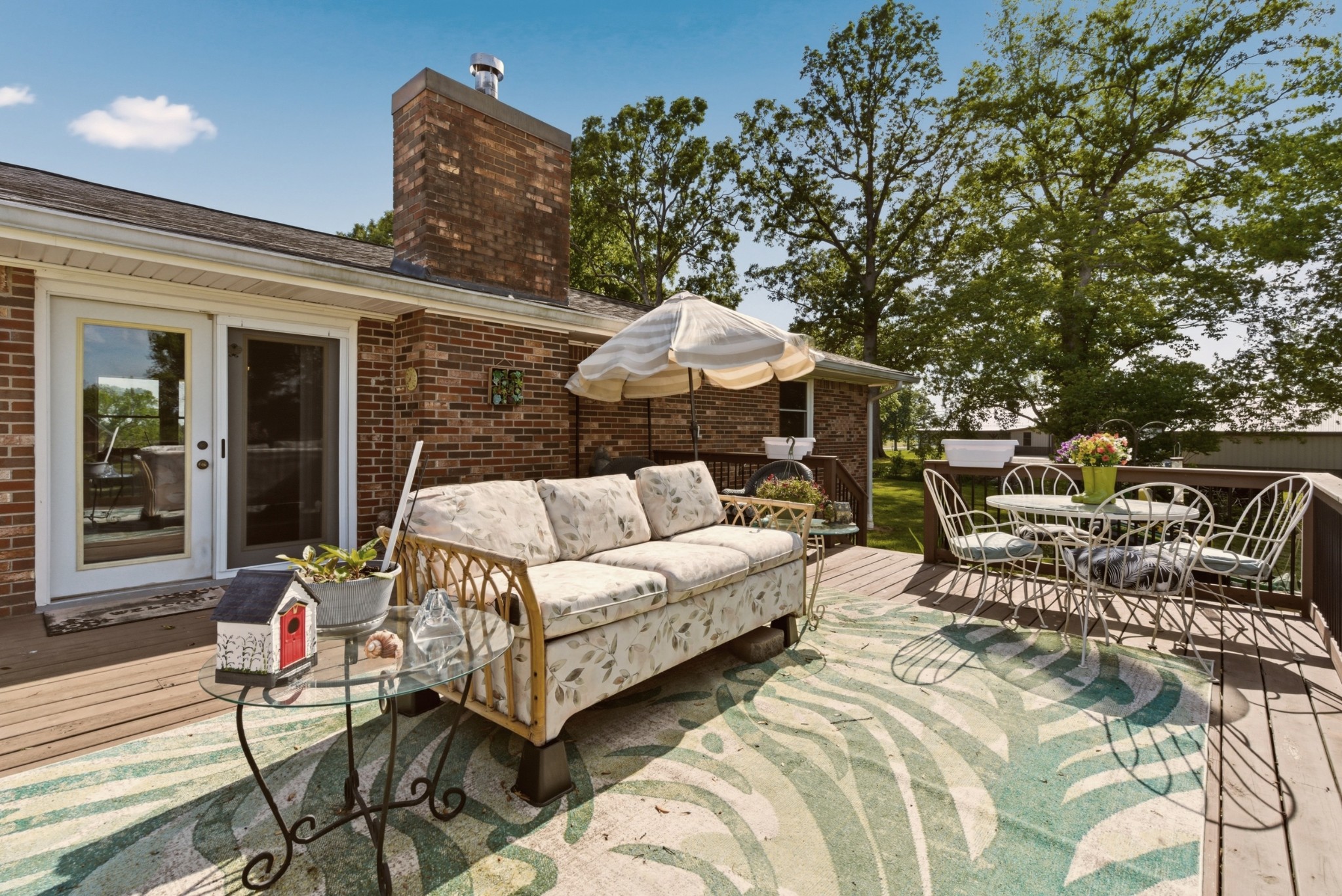 5843 Highway 41, N