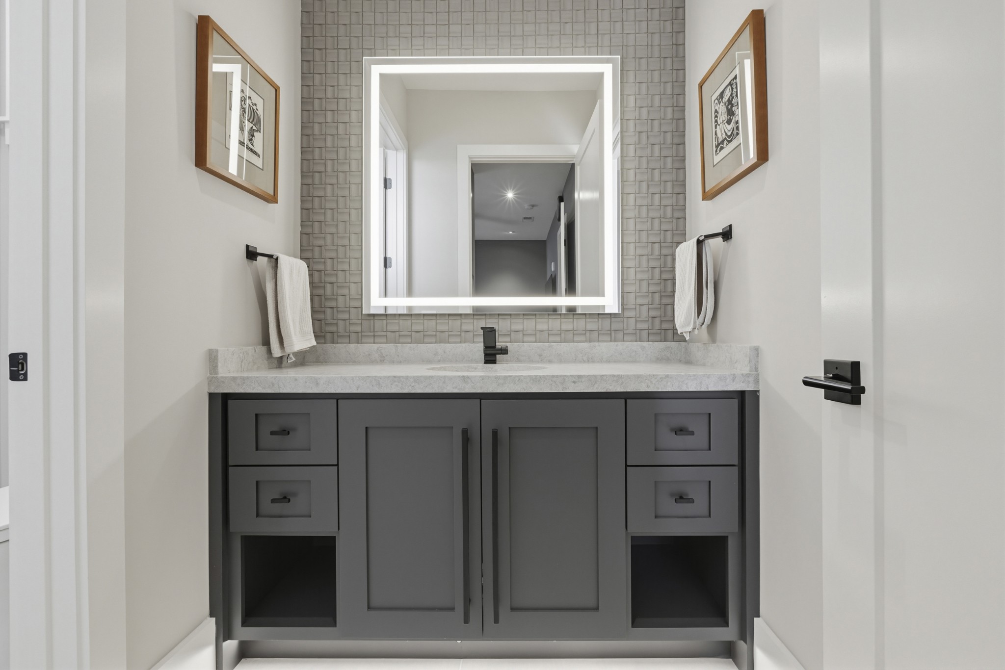 1024 Club View Dr Unit: C302
