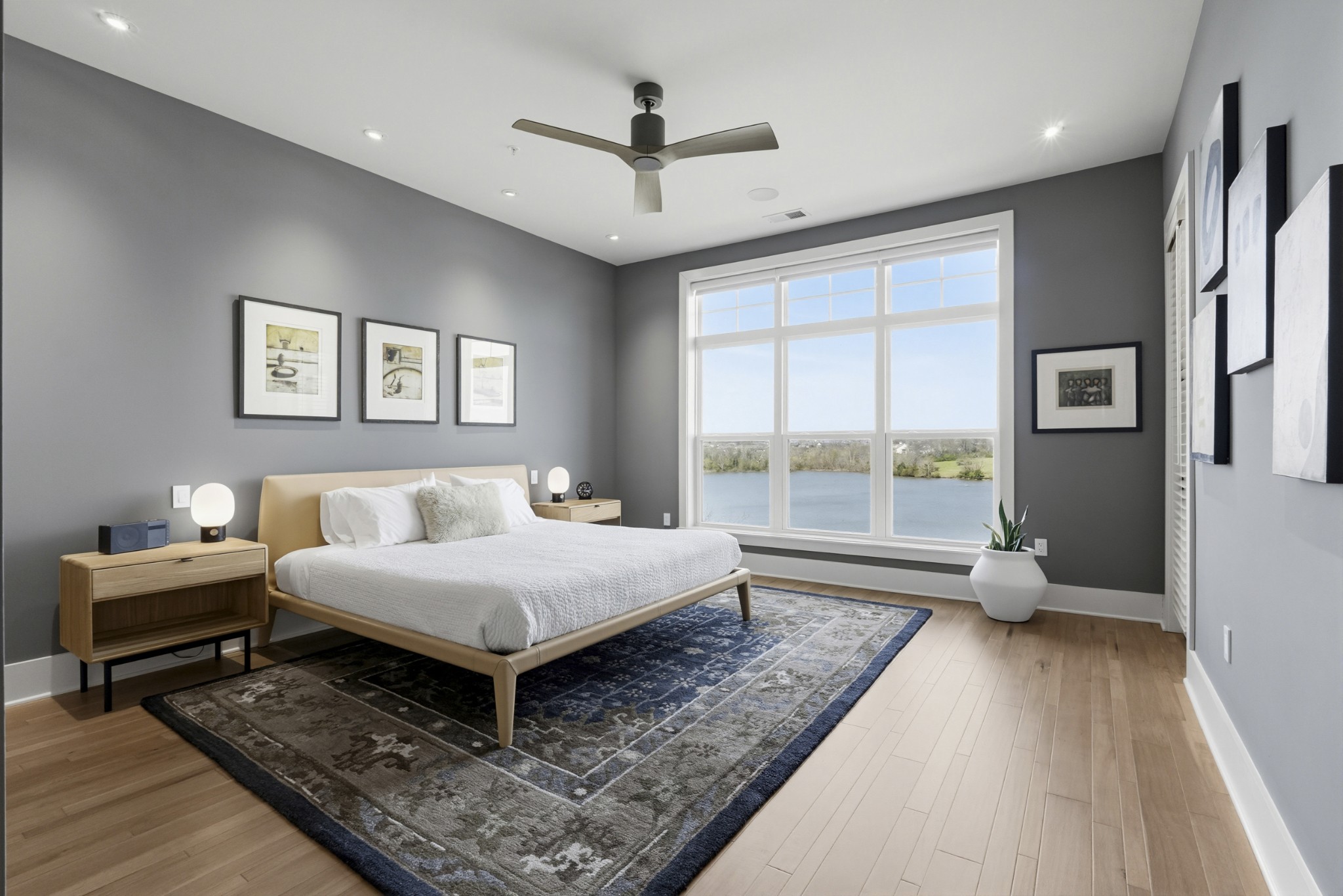 1024 Club View Dr Unit: C302
