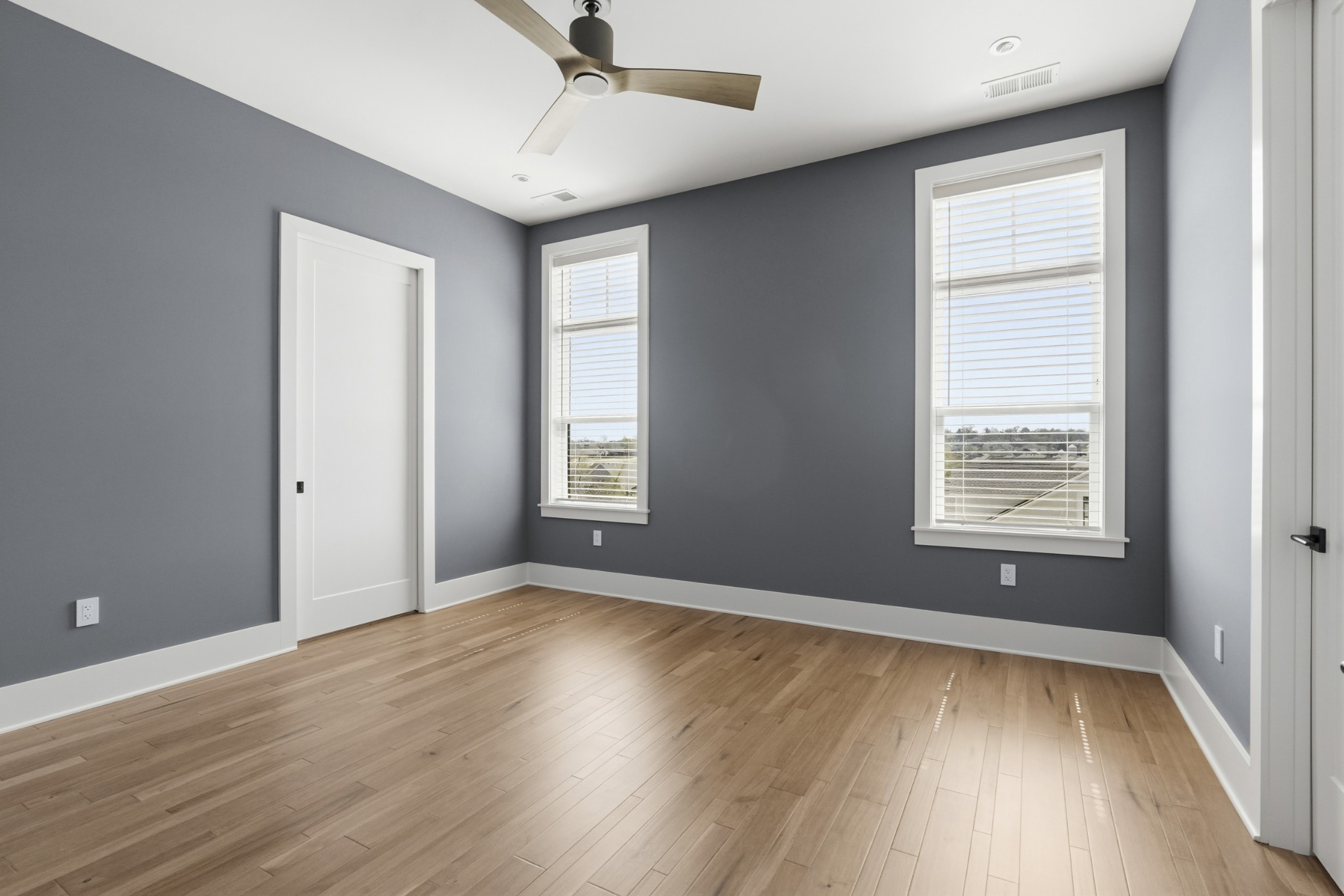 1024 Club View Dr Unit: C302