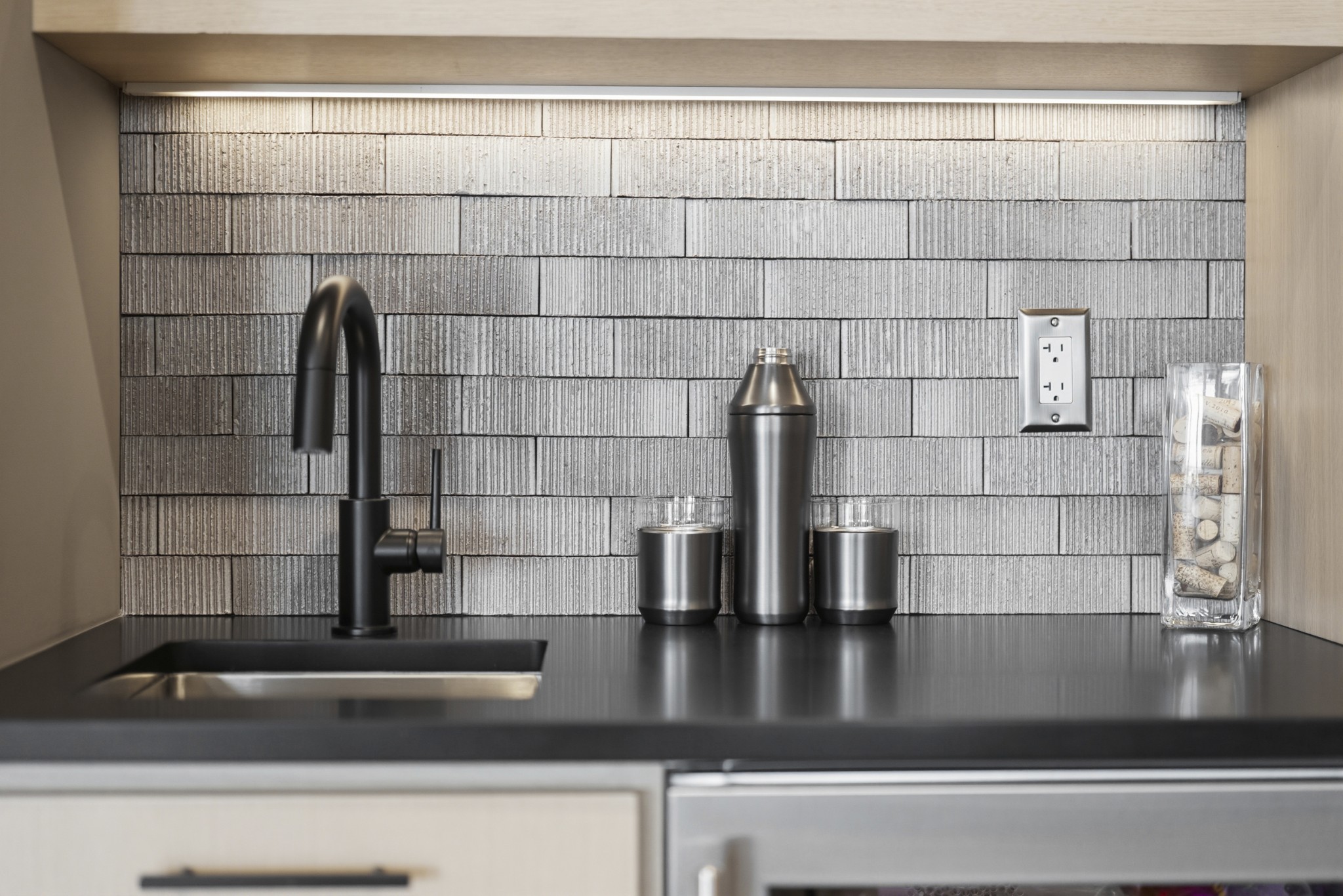 1024 Club View Dr Unit: C302