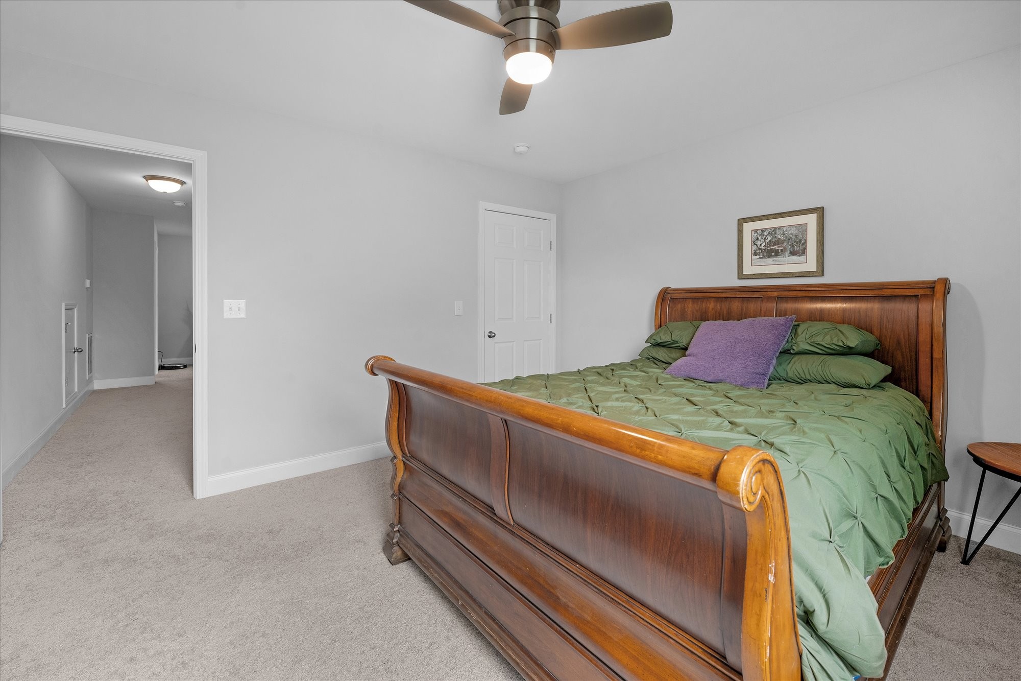 562 Oakvale Ln