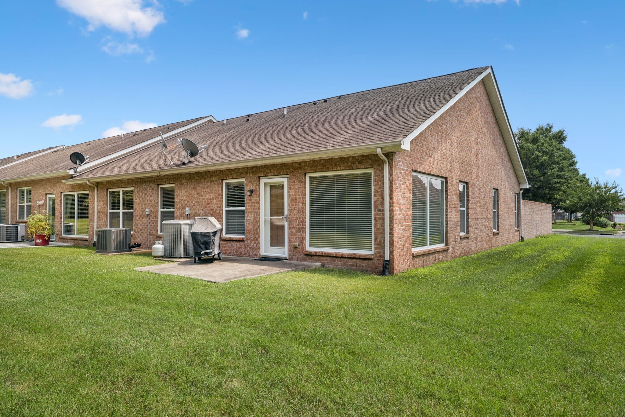 145 Plymouth Dr