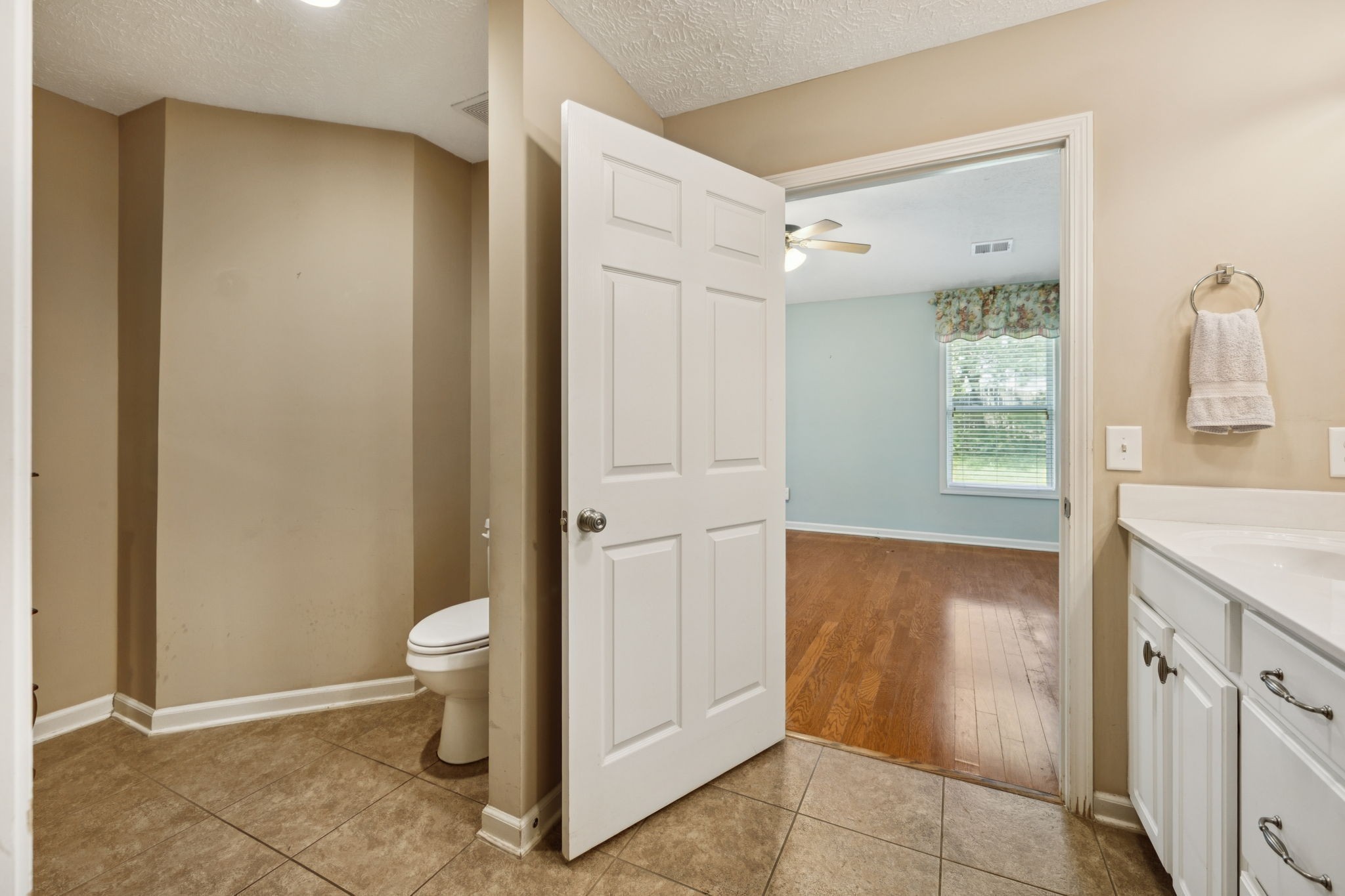 145 Plymouth Dr