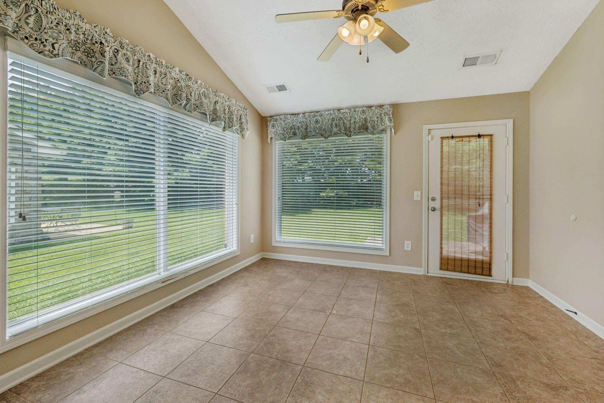 145 Plymouth Dr