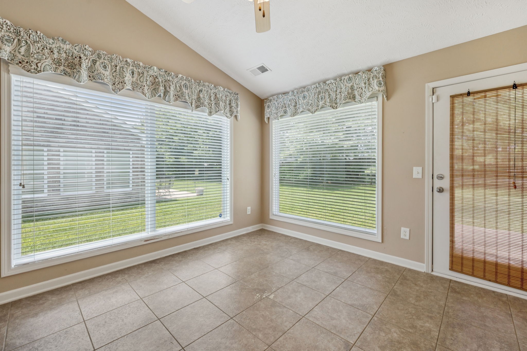145 Plymouth Dr