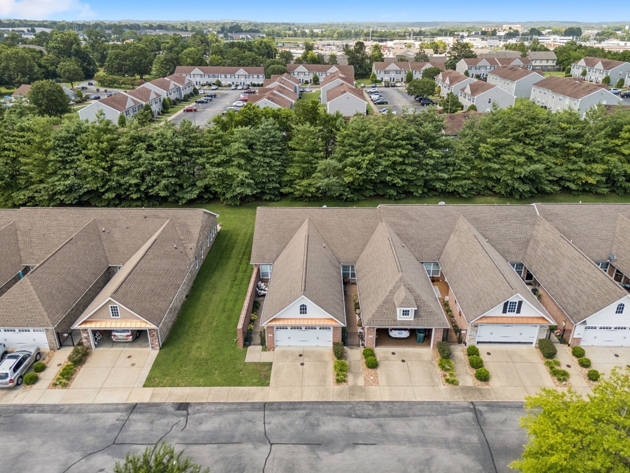 145 Plymouth Dr