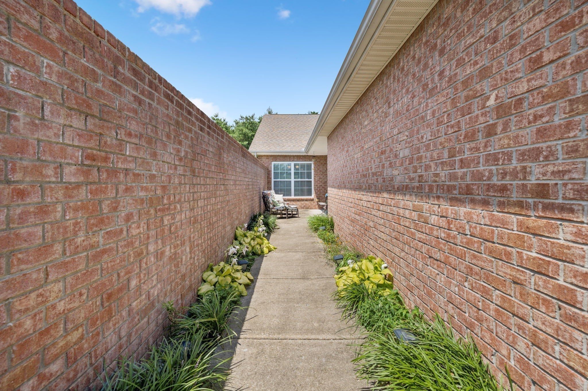 145 Plymouth Dr
