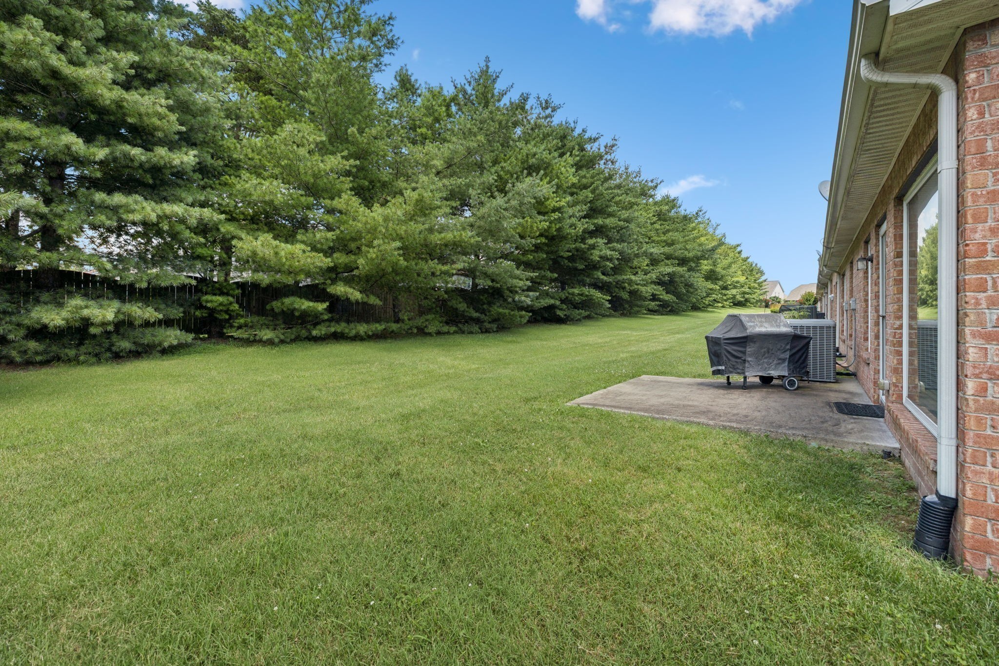 145 Plymouth Dr
