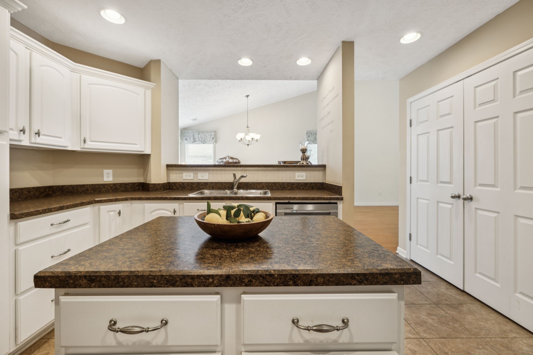 145 Plymouth Dr