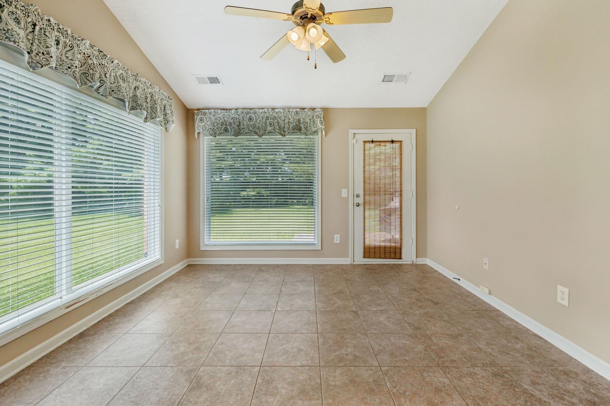 145 Plymouth Dr