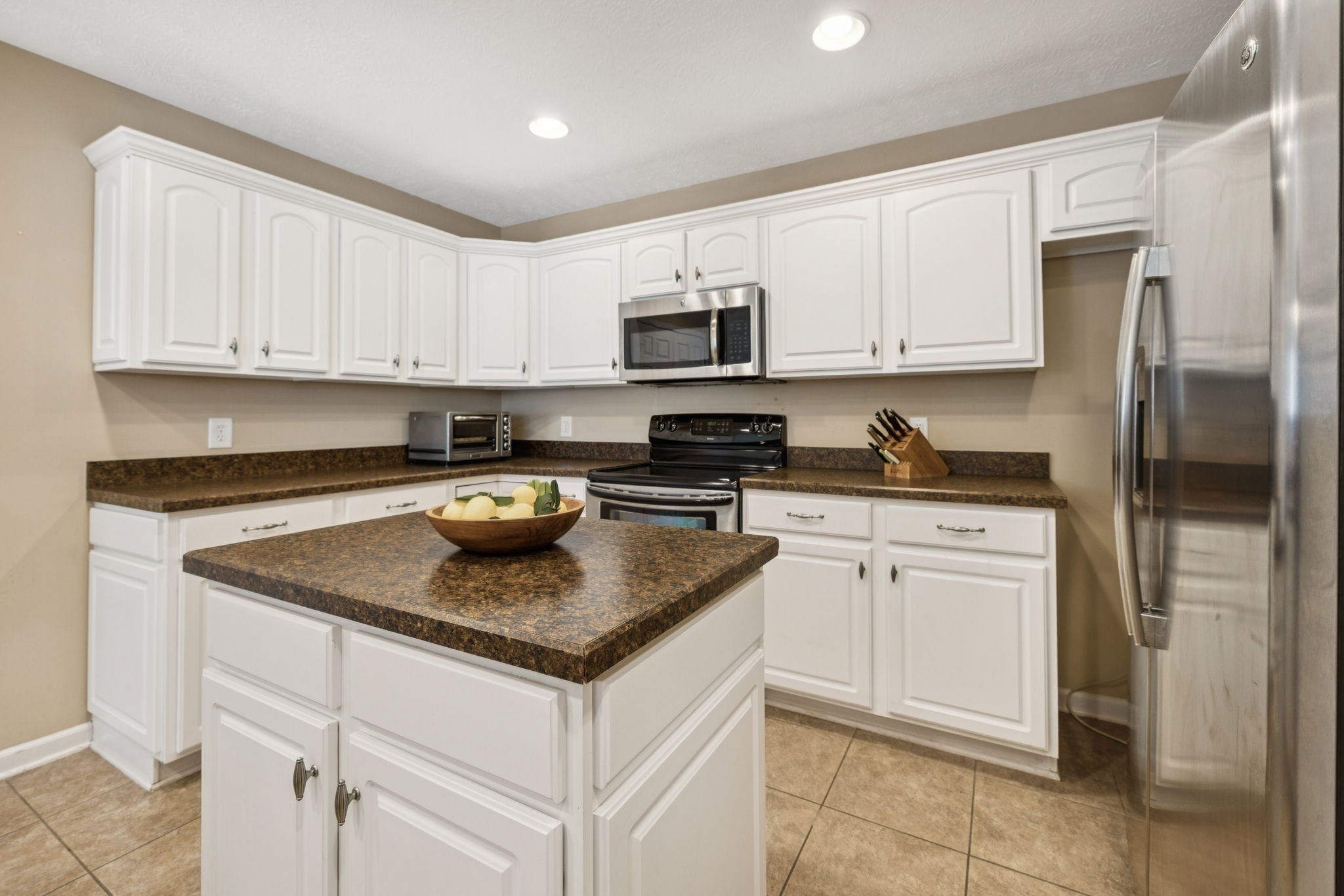 145 Plymouth Dr