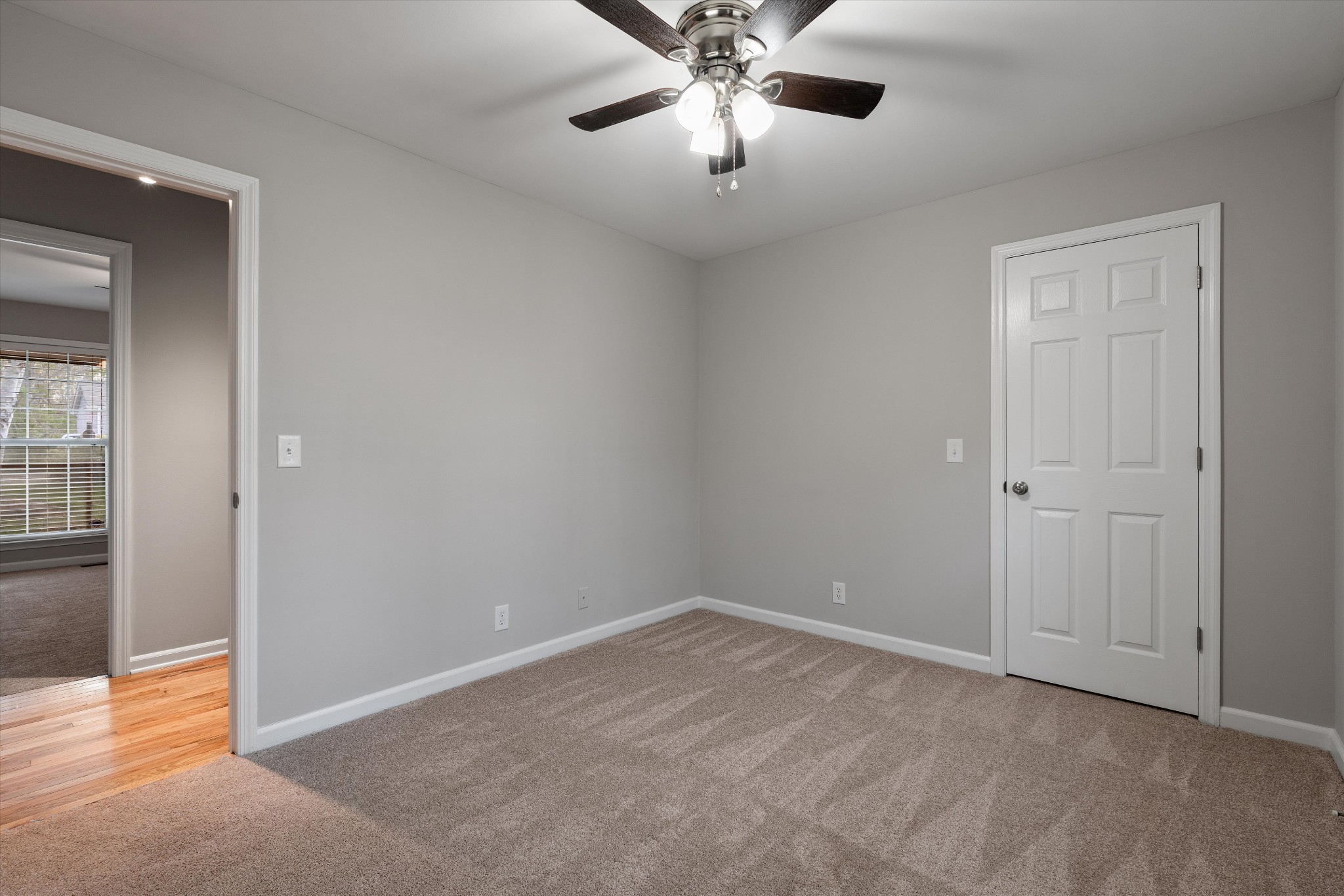 102 Nimitz Cir